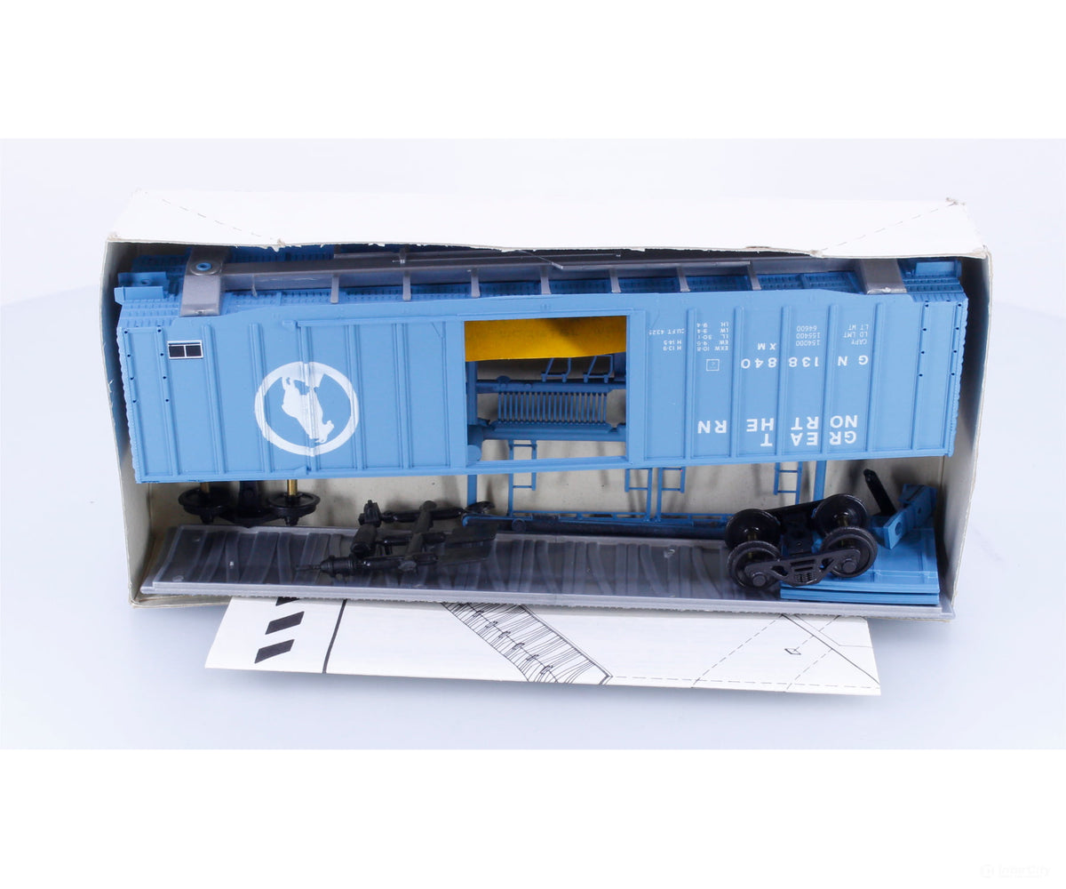 Mckean 809 HO 50’ Modern ACF Box Car Kit Great Northern (GN) 138840 - Freight Cars