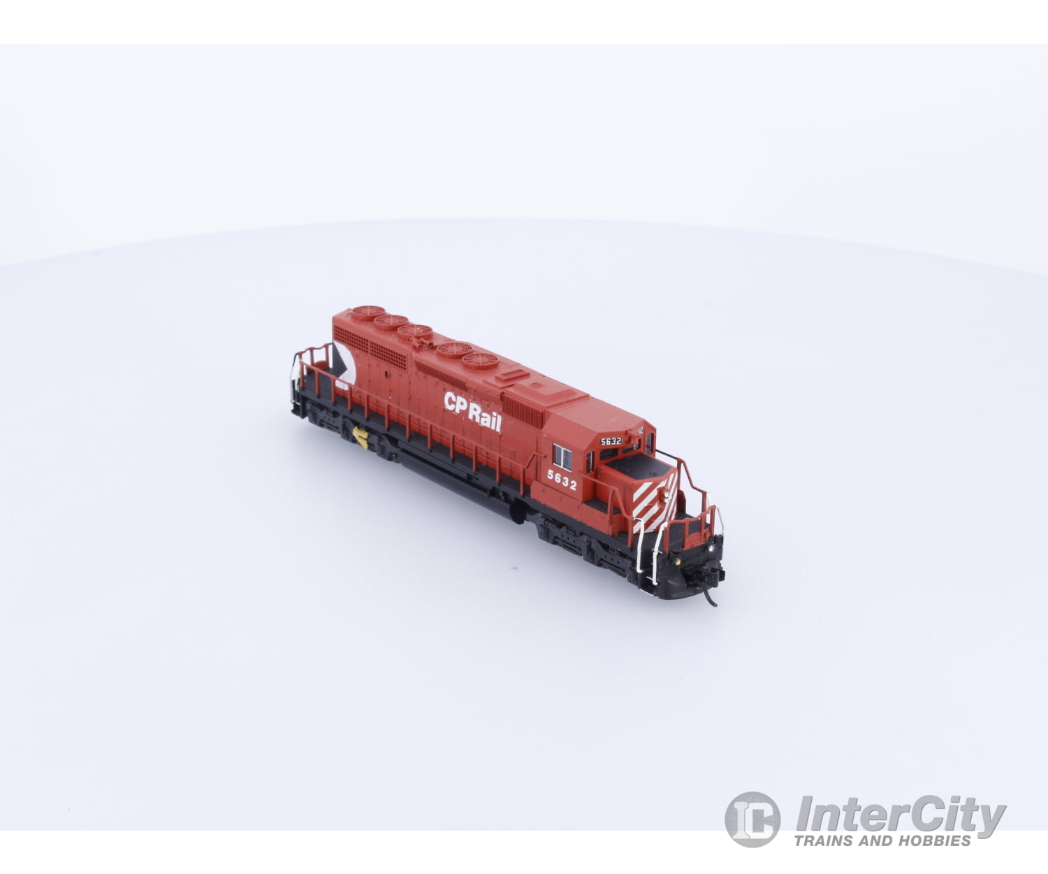 Mehano 8921 N RSD-15 Chop Nose Locomotive Canadian Pacific (CP) 8921 Analog DC Locomotives
