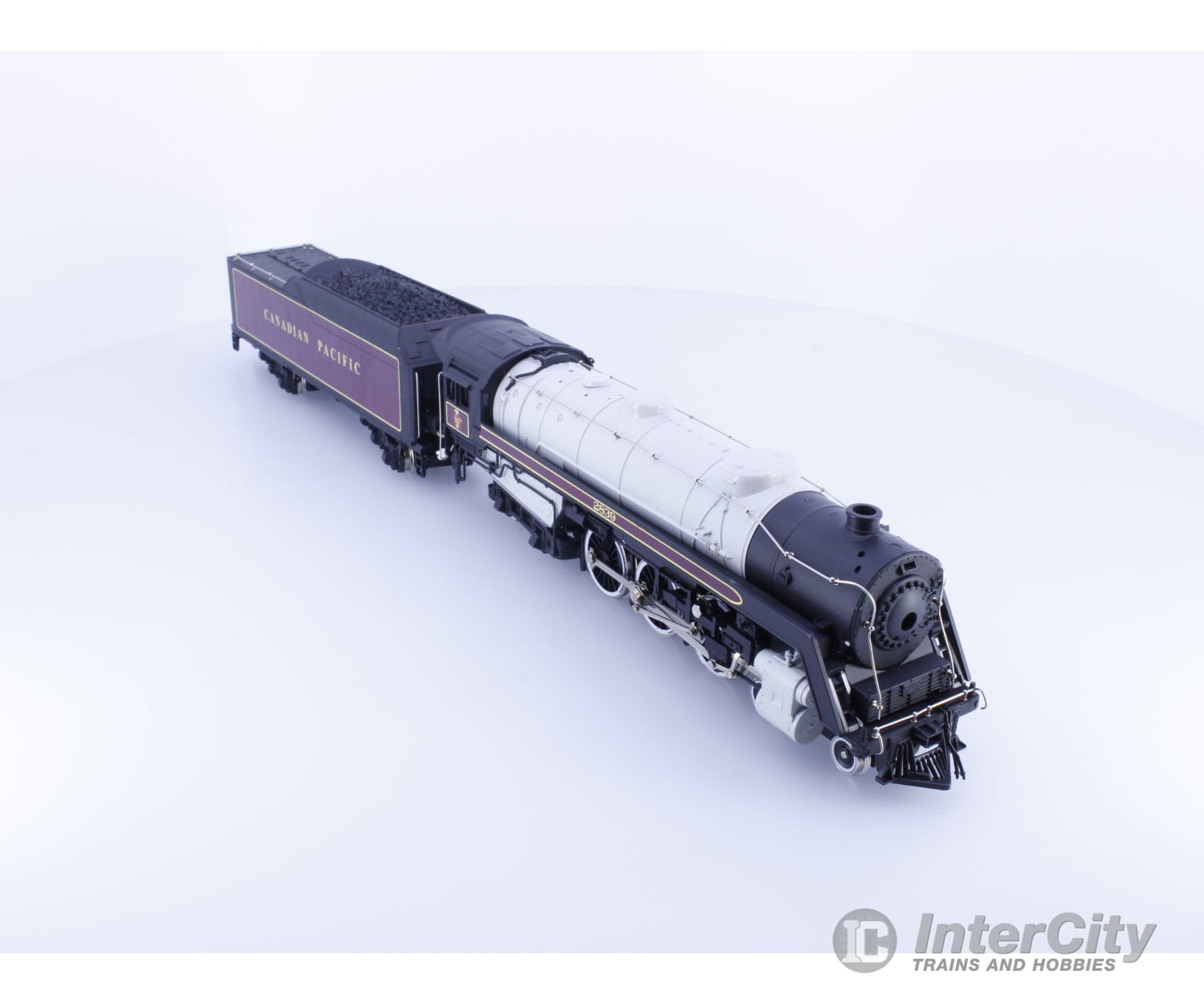 Mehano T264/5970 HO Type 4-6-4 Hudson Steam Locomotive Canadian Pacific (CP) 2839 Analog DC Locomotives