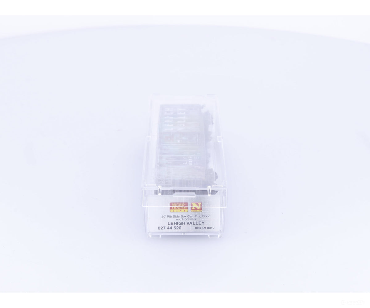 Micro Trains 02744520 N 50’ Rib Side Box Car Plug Door w/o Roofwalk Lehigh Valley Weathered Lehigh Valley (LV) 8319