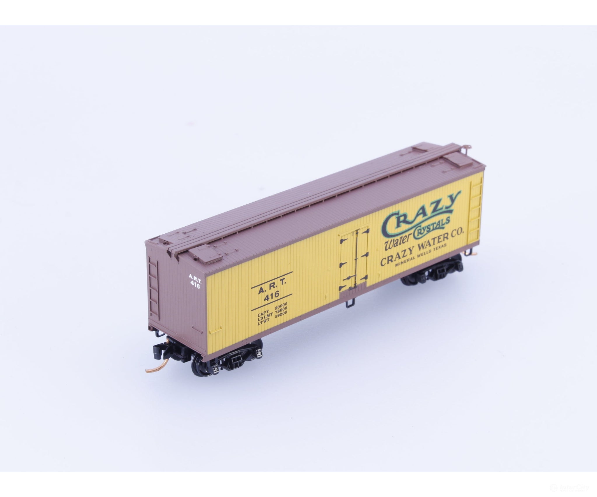 Micro Trains 04900230 N 40’ Double Sheathed Wood Reefer Crazy Water Crystals (ART) 416 Freight Cars