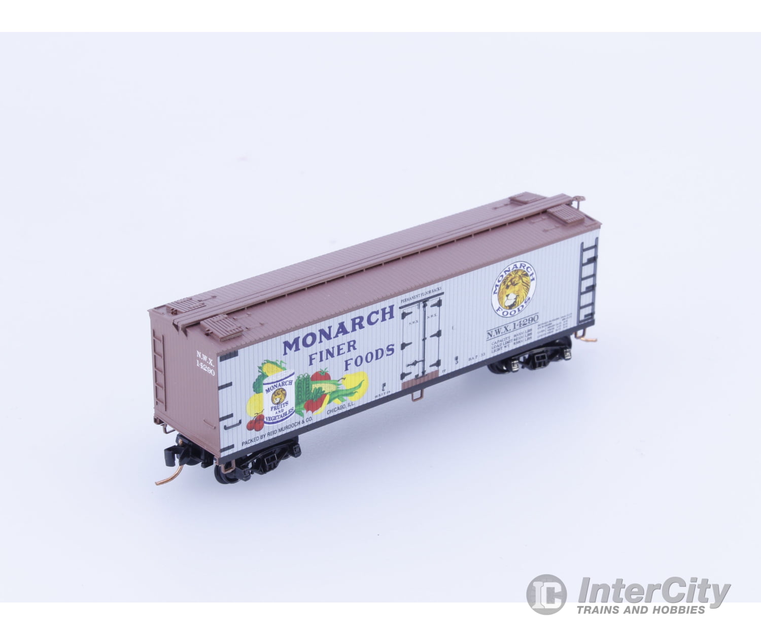Micro Trains 04900300 N 40’ Double Sheathed Wood Reefer Monarch Foods (NWX) 14290 Freight Cars
