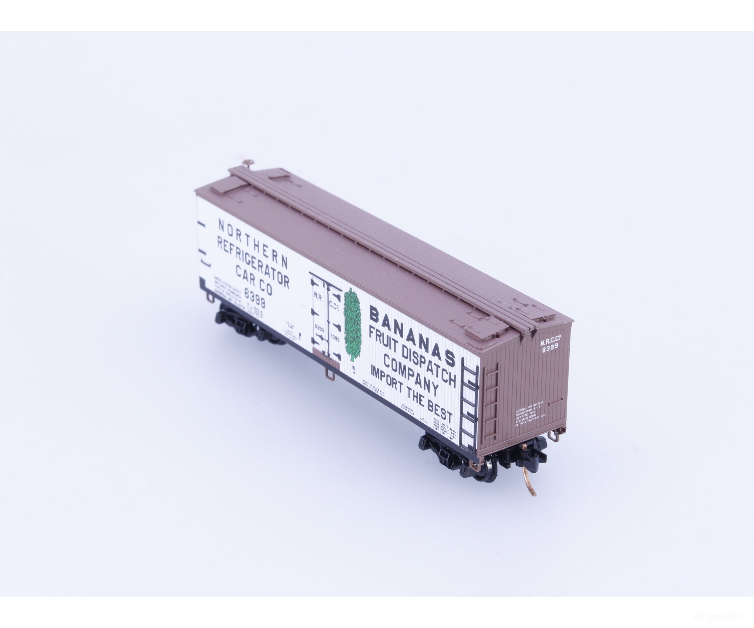 Micro Trains 04900780 N 40’ Double Sheathed Wood Reefer Northern Refrigerator Car Company (NRCC) 6399 Freight Cars
