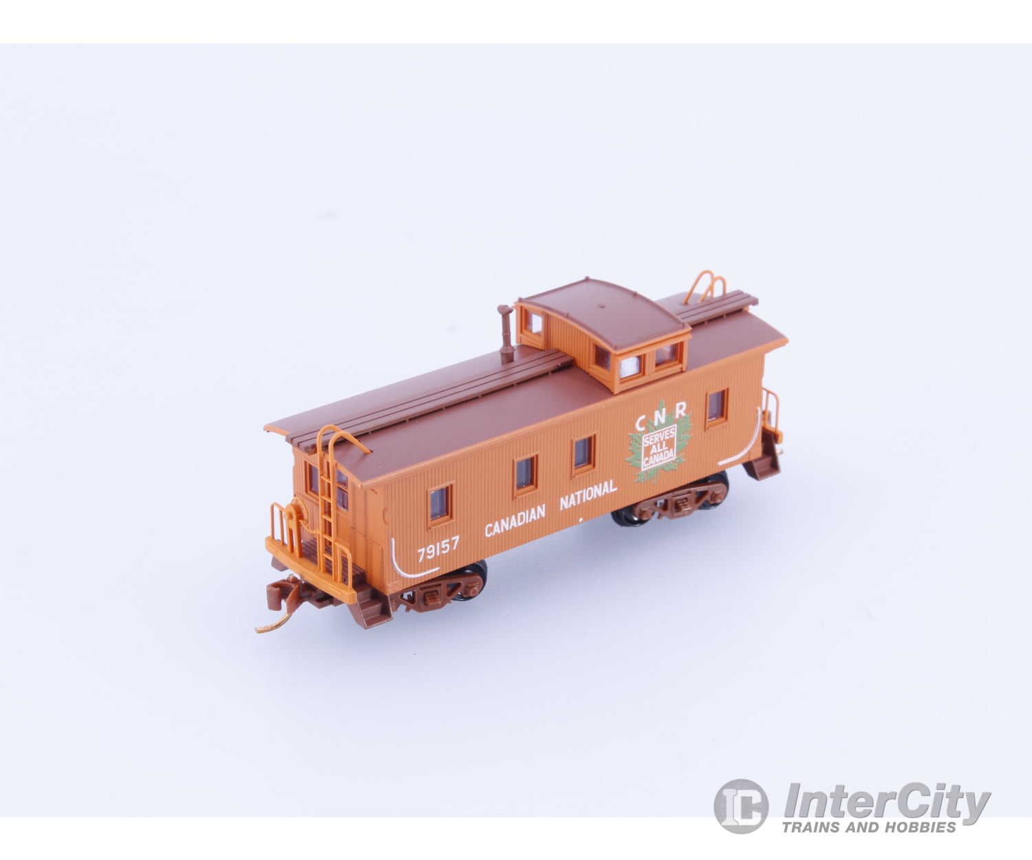 Micro Trains 05100130 N 34’ Wood Sheathed Caboose with Straight Sided Cupola Canadian National (CN) 79157 Freight Cars