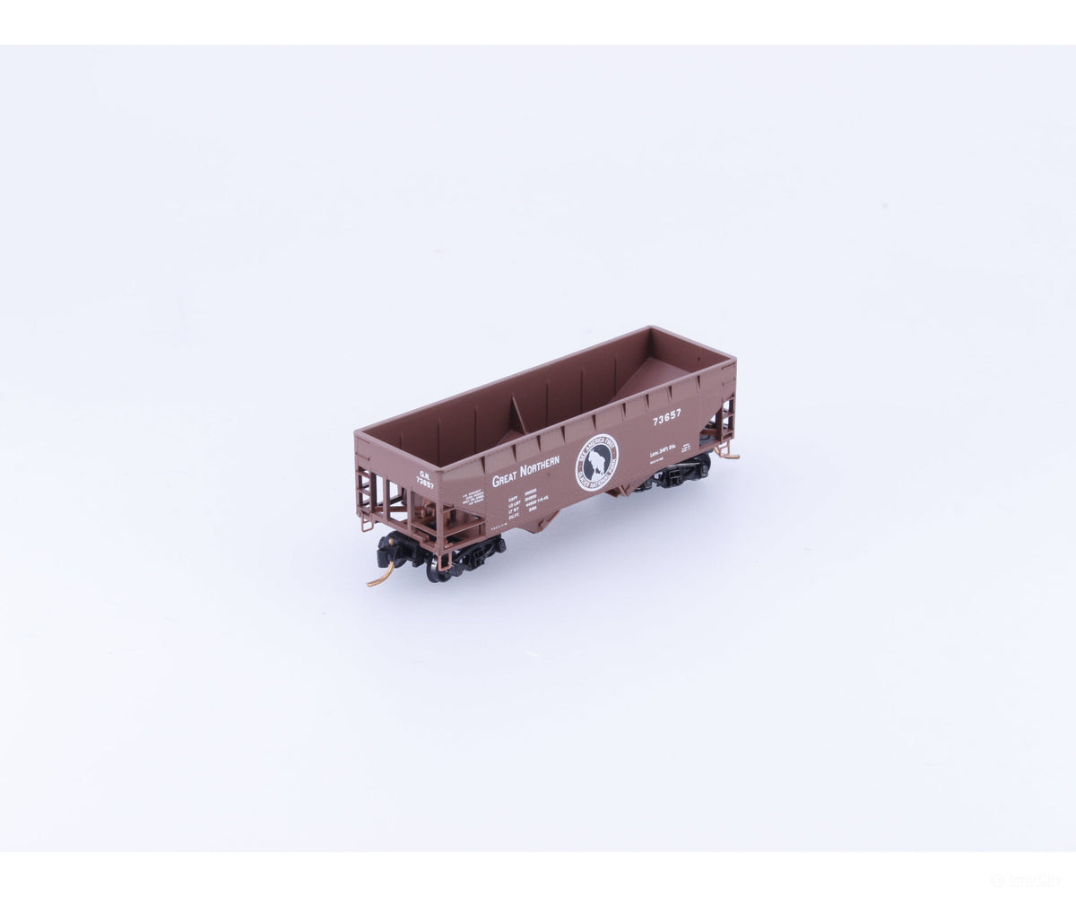 Micro Trains 05500420 N 2 bay 33’ Open Hopper Offset Sides #2 Great Northern (GN) 73657 - Freight Cars