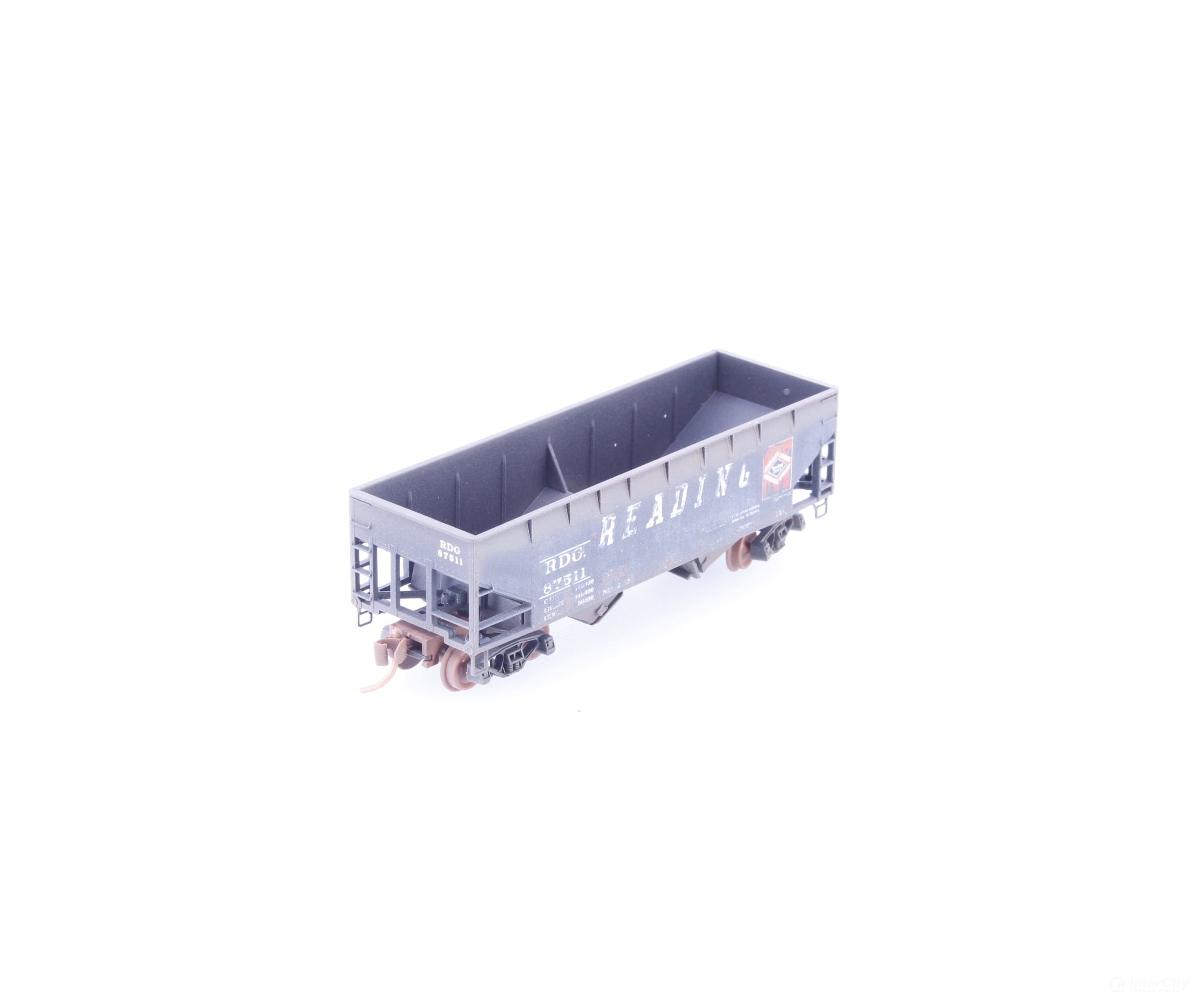 Micro Trains 05544470 N 33’ 2 Bay Offset Side Hopper Factory Weathered Reading (RL) 87511 - Freight Cars