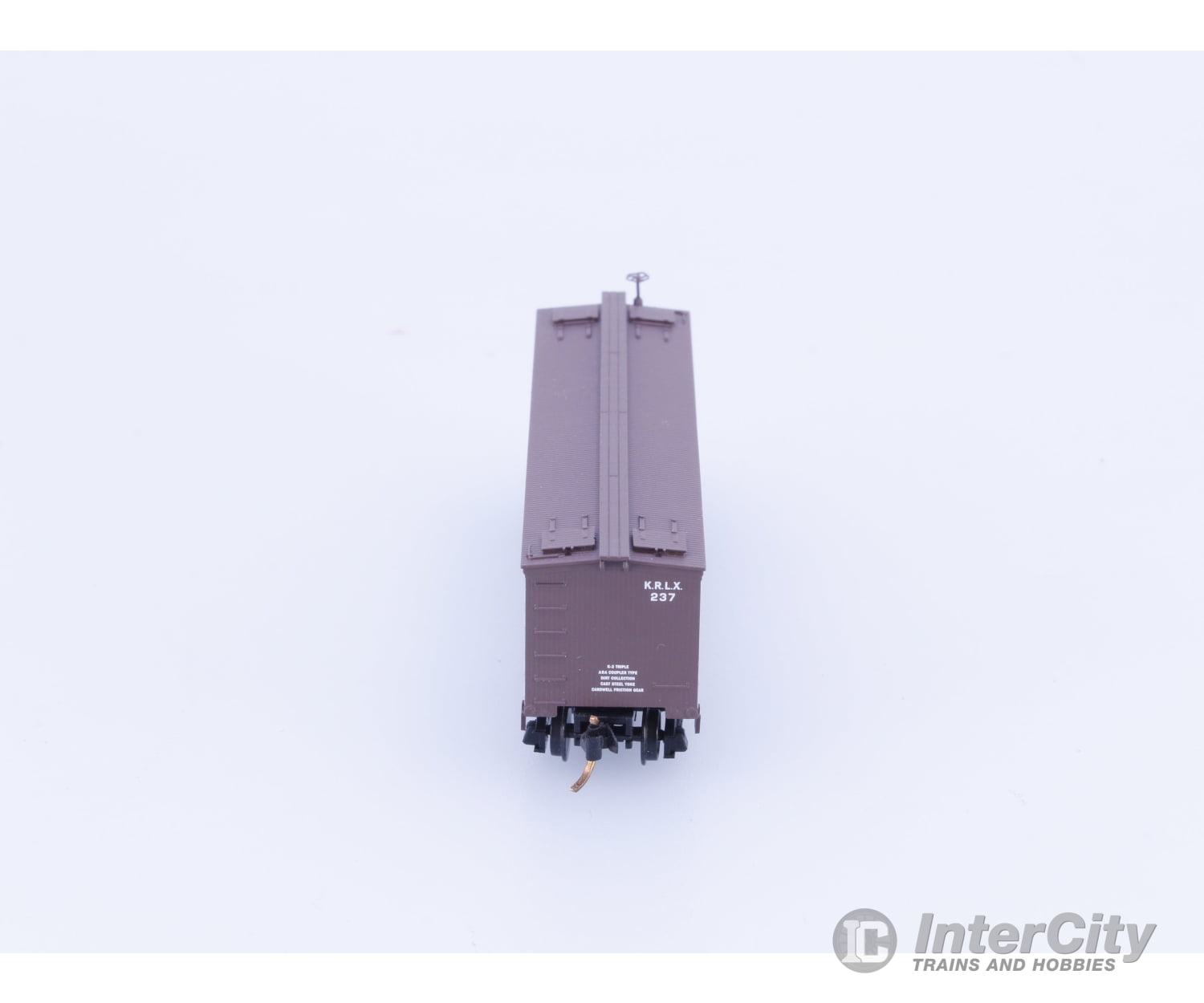 Micro Trains 05800130 N 36’ Wood Sheathed Ice Reefer with Truss Rods Kingan’s Reliable Ham and Bacon (KRLX) 237 Freight