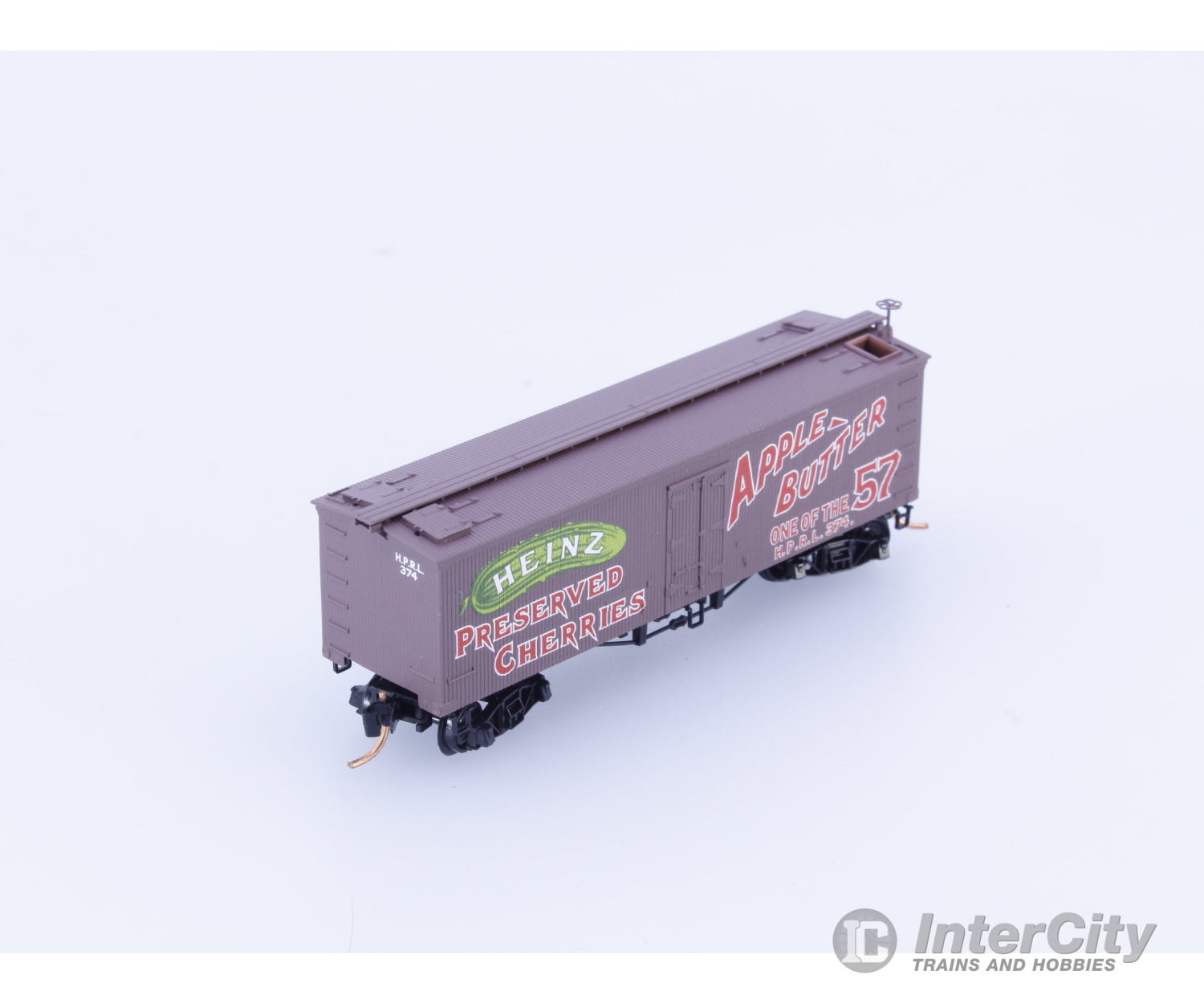 Micro Trains 05800260 N 36’ Wood Sheathed Ice Reefer with Truss Rods Preserved Cherries Heinz (HPRL) 374 Freight Cars