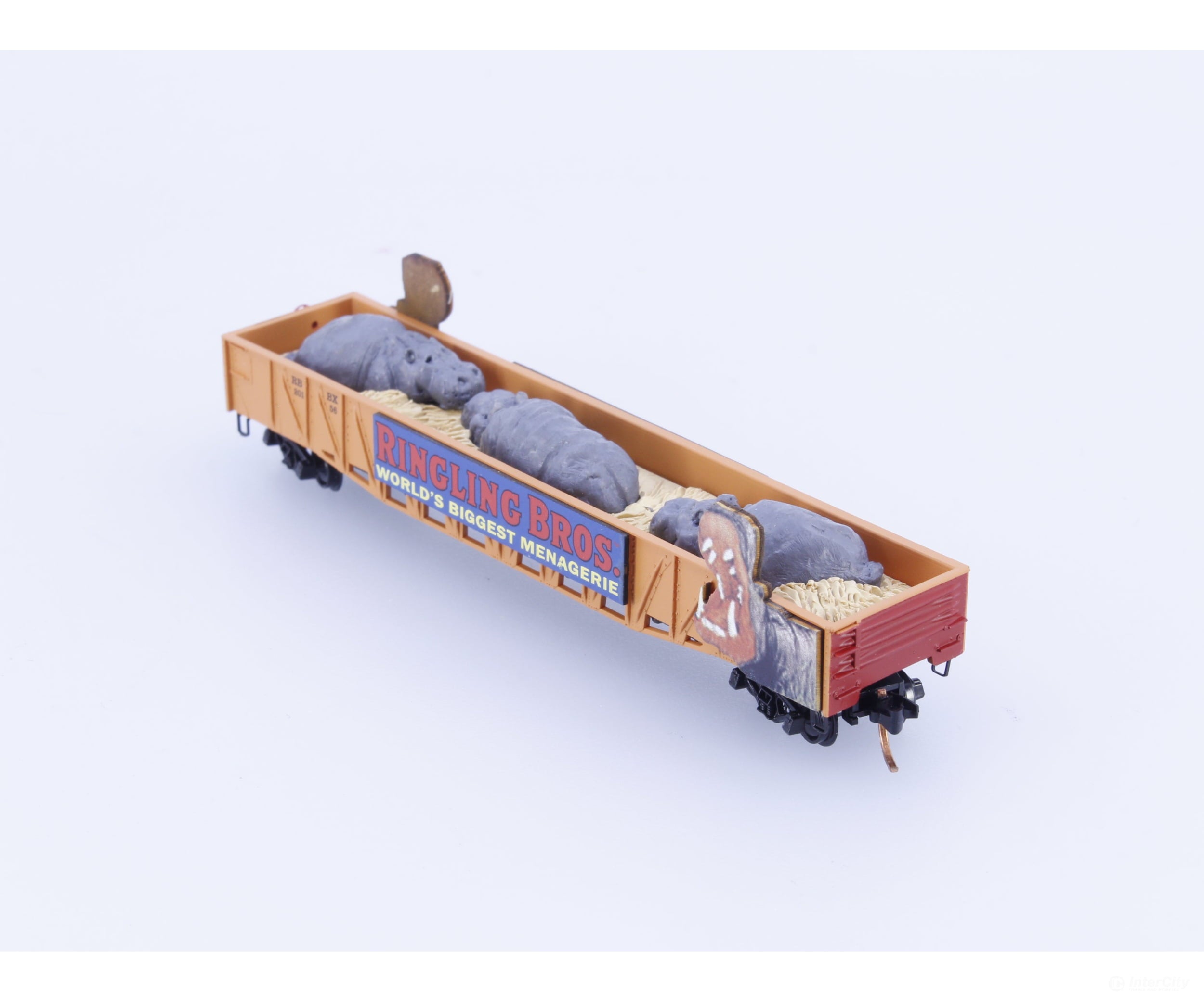 Micro Trains 06300020 N 50’ Composite Fixed End Gondola with Fishbelly Sides Ringling Bros. and Barnum & Bailey (RBBX)