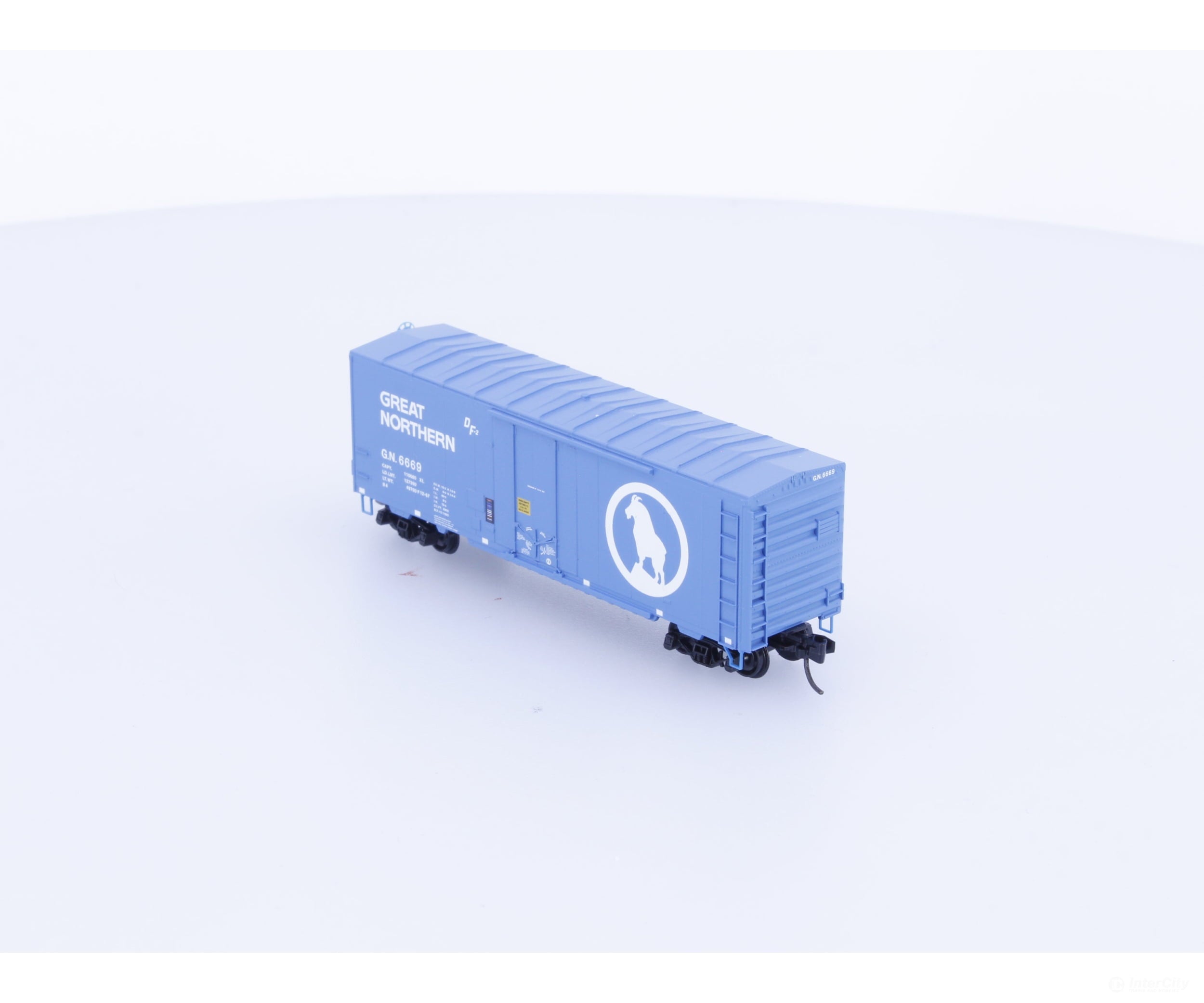 Micro Trains 07400037 N 40’ Standard Box Car Plug Door Great Northern (GN) 6669 Freight Cars