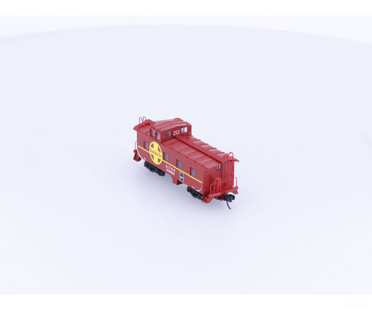 Micro Trains 10000471 N 36’ Riveted Steel Caboose Offset Cupola Atchison Topeka and Santa Fe (ATSF) 999212 - Freight