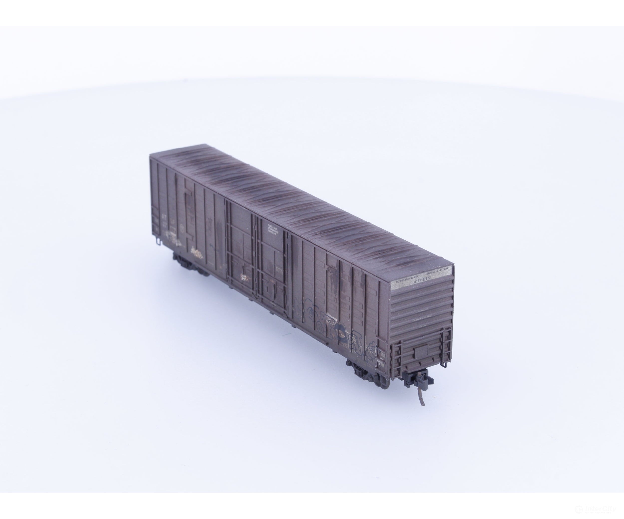 Micro Trains 103050 N 60’ Double Door Berwick Hi-Cube Waffle Boxcar Professionally Weathered by West Coast Weathering