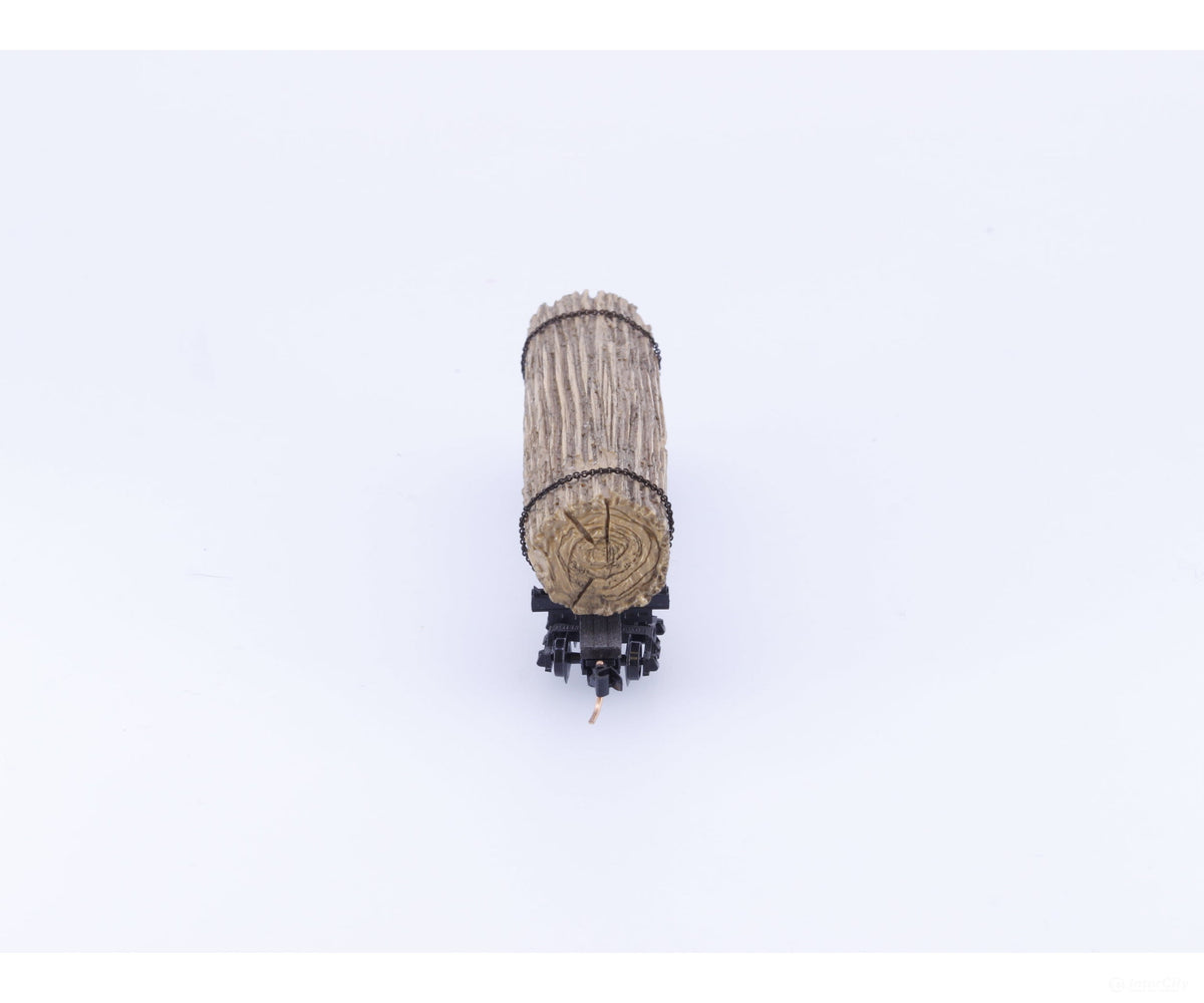 Micro Trains 113030 N 40’ Skeleton Log Car w/ Large Log #1 Unlettered 113030 - Freight Cars
