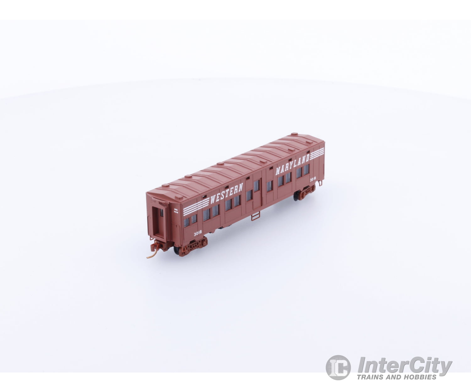Micro Trains 11600040 N Passenger Car Troop Transport Western Maryland 3018 Freight Cars