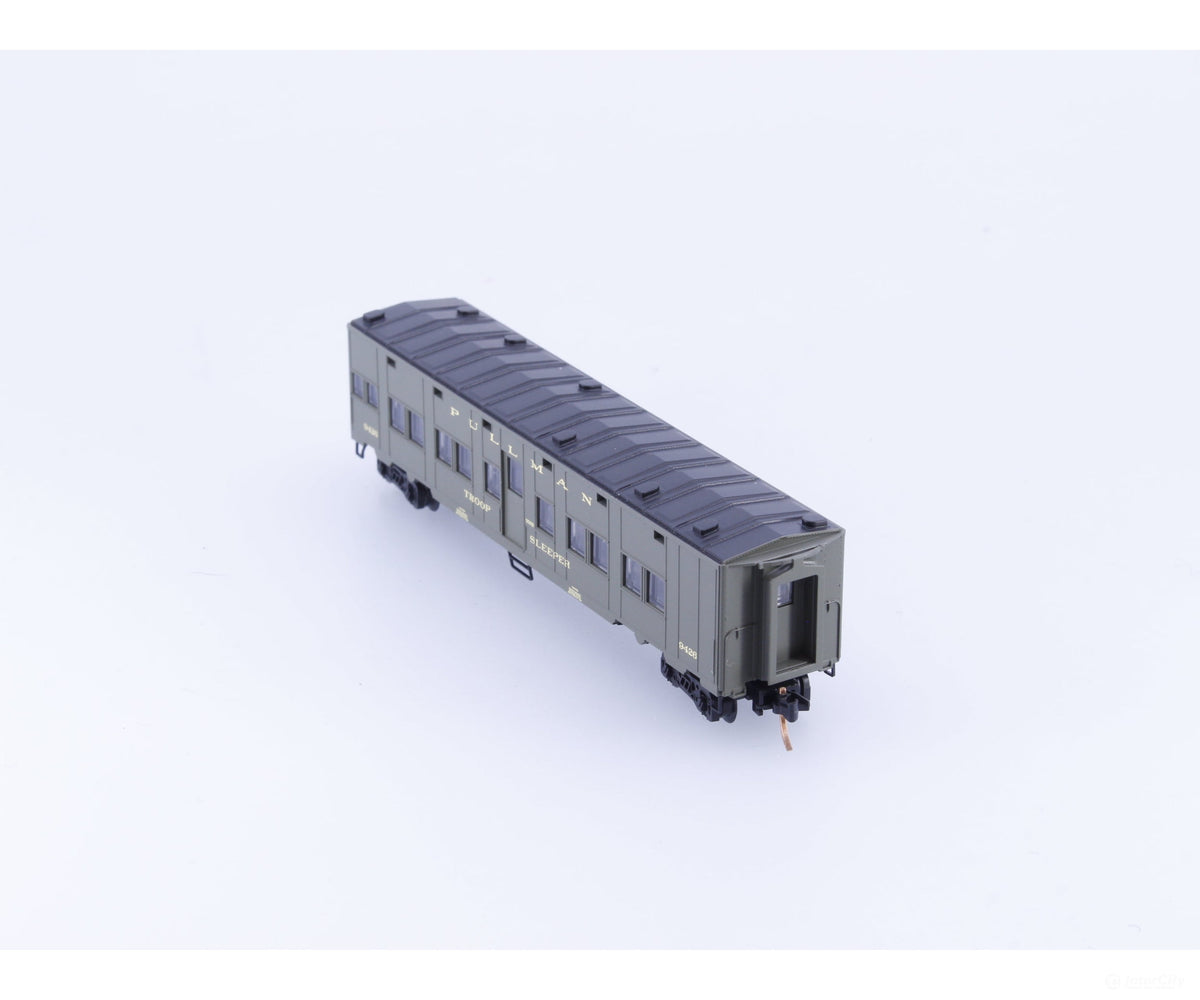 Micro Trains 116019.3 N 50’ Troop Sleeper Car US Office of Defence 9426 - Freight Cars