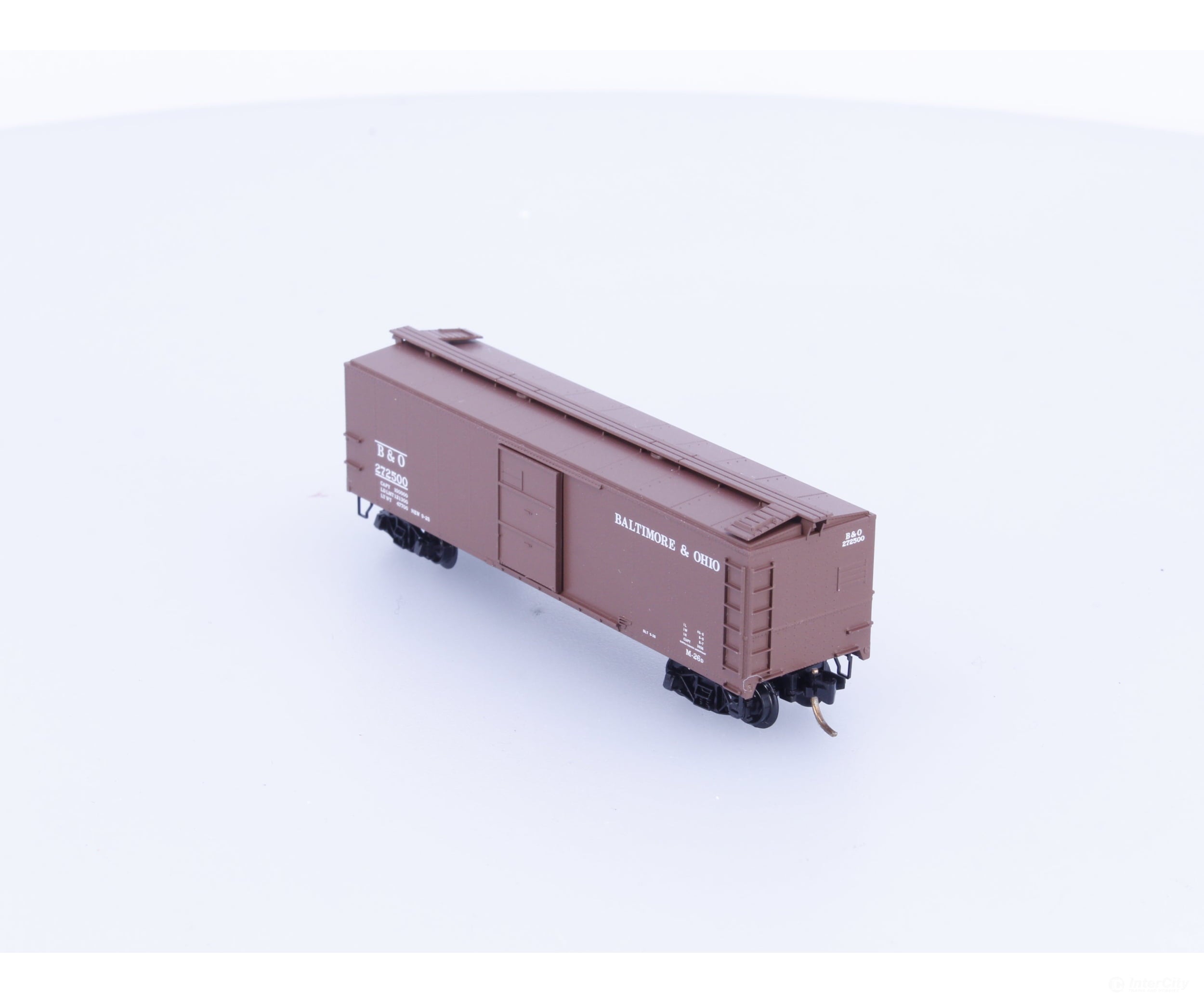 Micro Trains 120210 N 40’ USRA Single Door Steel Box Car Baltimore and Ohio (BO) 272500 - Freight Cars