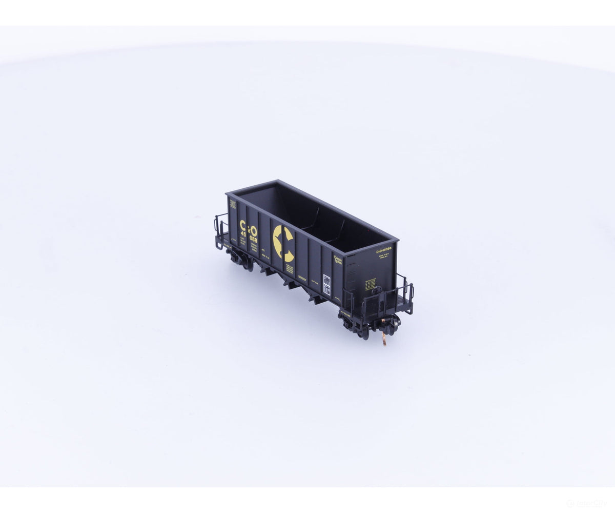 Micro Trains 12500052 N Open Hopper 3-Bay Ortner Rapid Discharge Chesapeake & Ohio C&O Chesapeake and Ohio (CO) 45088