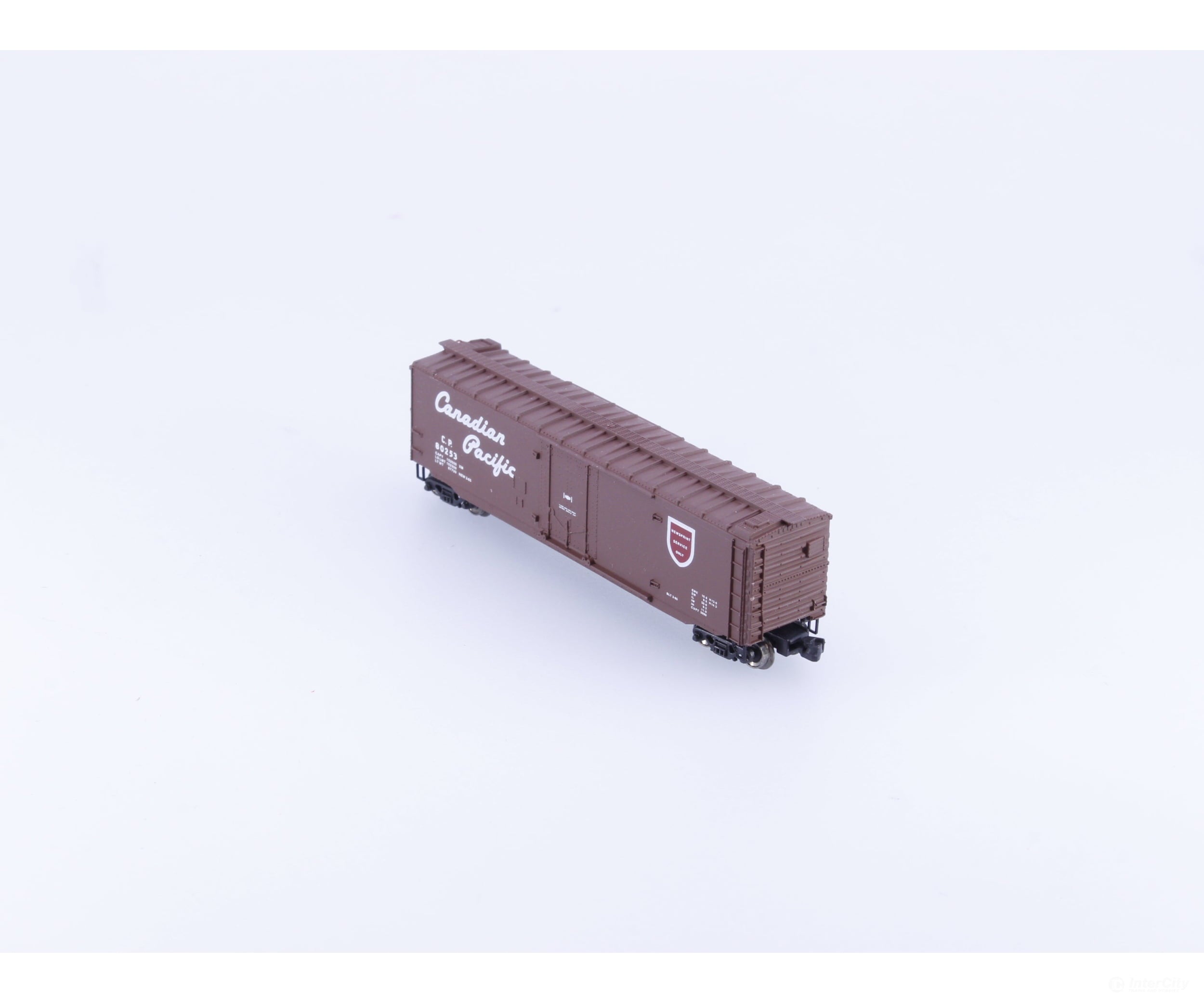Micro Trains 13604 Z 50’ Standard Boxcar Plug Door Canadian Pacific (CP) 80253 - Freight Cars