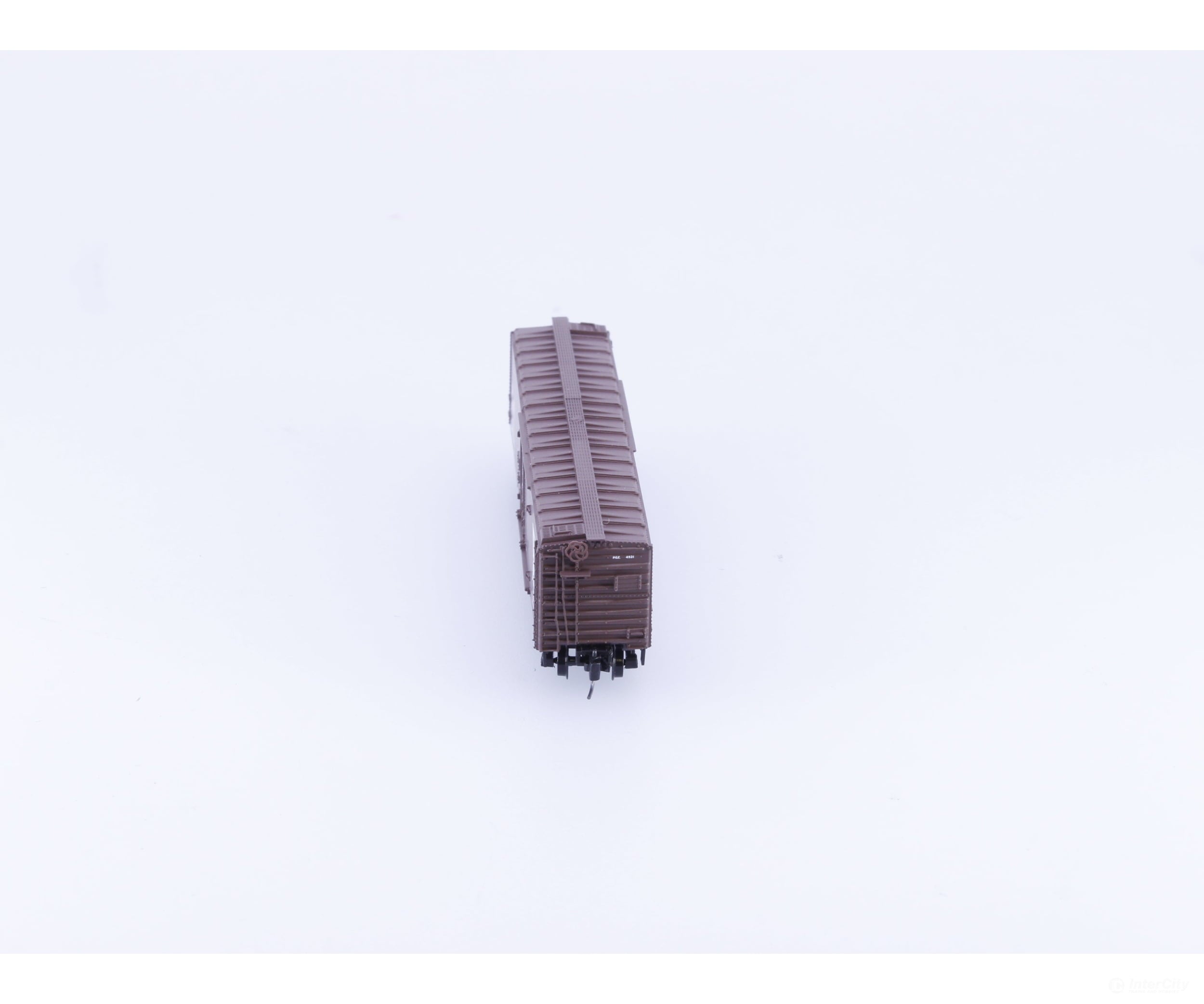 Micro Trains 13627-2 Z 50’ Standard Box Car Plug Door Pacific Great Eastern (PGE) 4521 - Freight Cars