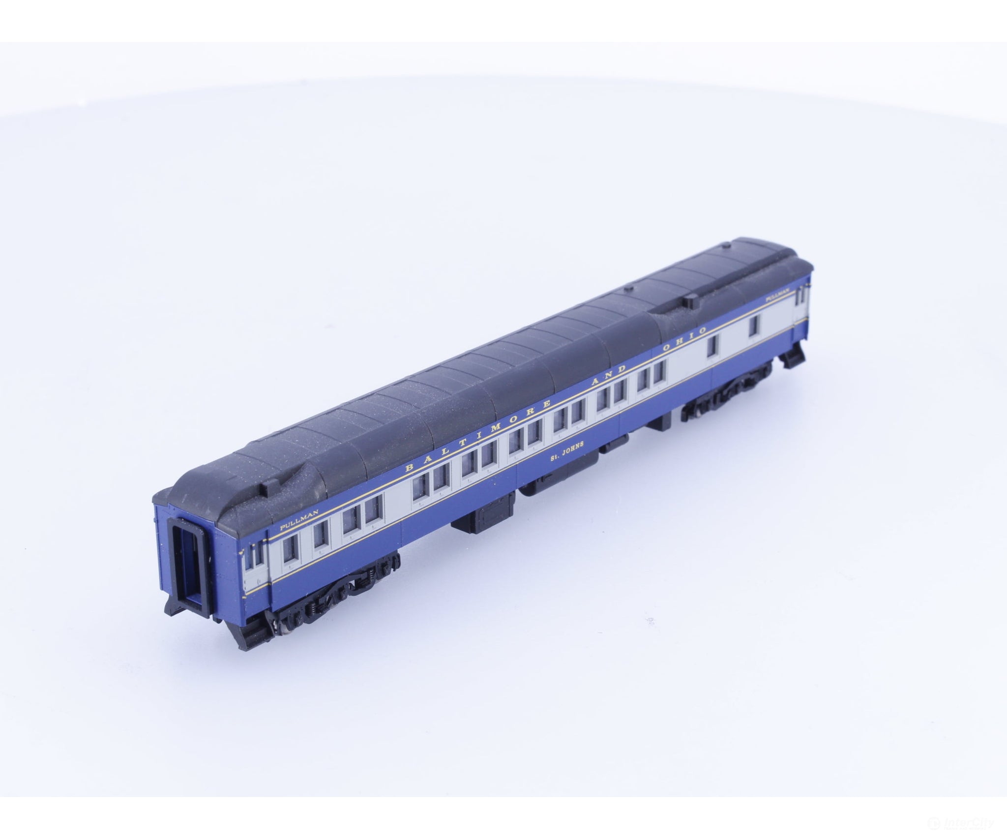 Micro Trains 14200090 N 12-1 Heavyweight Pullman Sleeper Car Baltimore and Ohio (BO) St.Johns - Passenger Cars