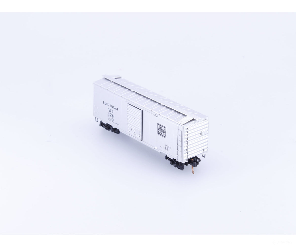 Micro Trains 20076 N 40’ Standard Box Car Single Door Western Pacific (WP) 15299 - Freight Cars