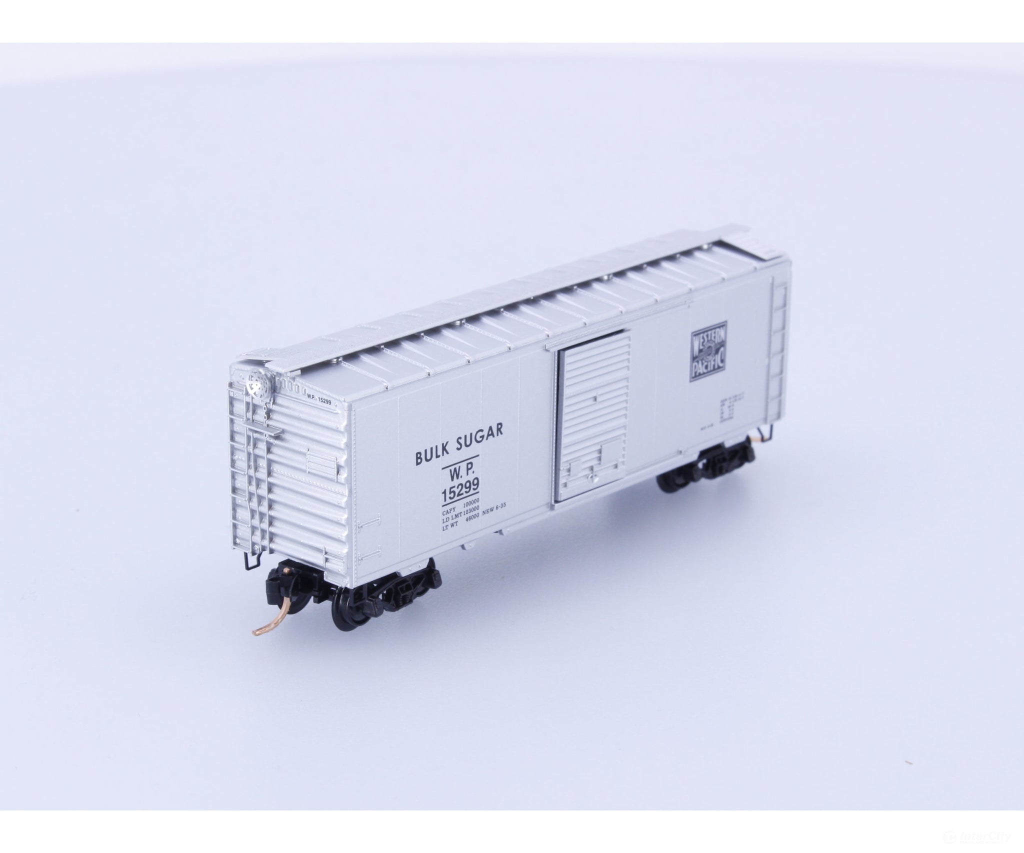 Micro Trains 20076 N Boxcar 40’ PS-1 Western Pacific (WP) 15299 Freight Cars