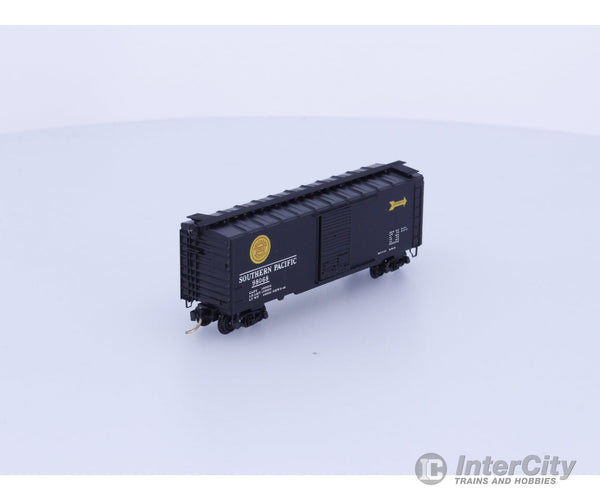 Micro Trains 20090 N Boxcar 40’ PS-1 Southern Pacific (SP) 97621 Freight Cars