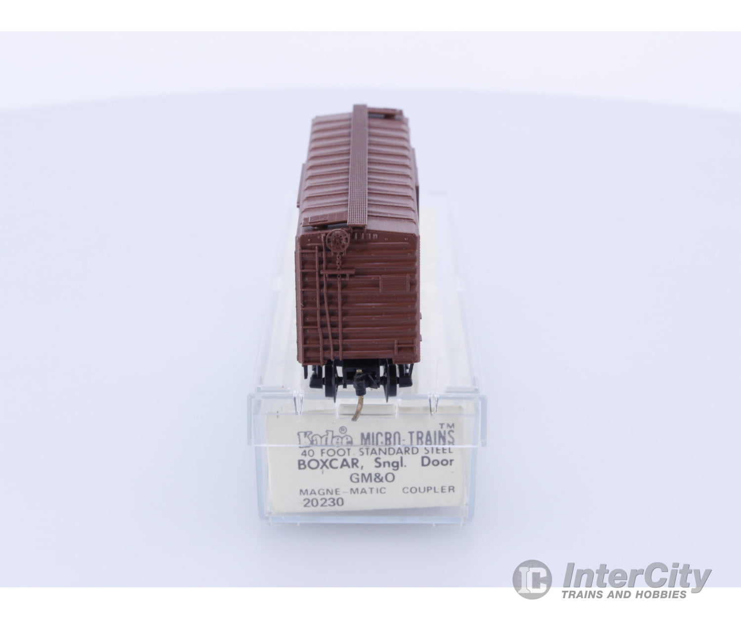 Micro Trains 20230 N 40’ Standard Box Car Single Door Gulf Mobile & Ohio (GMO) 5676 Freight Cars
