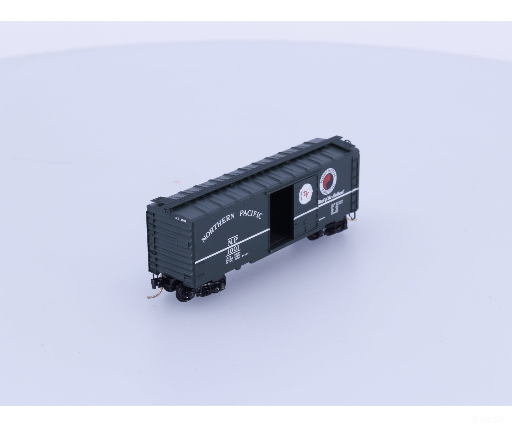 Micro Trains 20236 N Boxcar 40’ PS-1 Northern Pacific (NP) 1001 (#2) Freight Cars