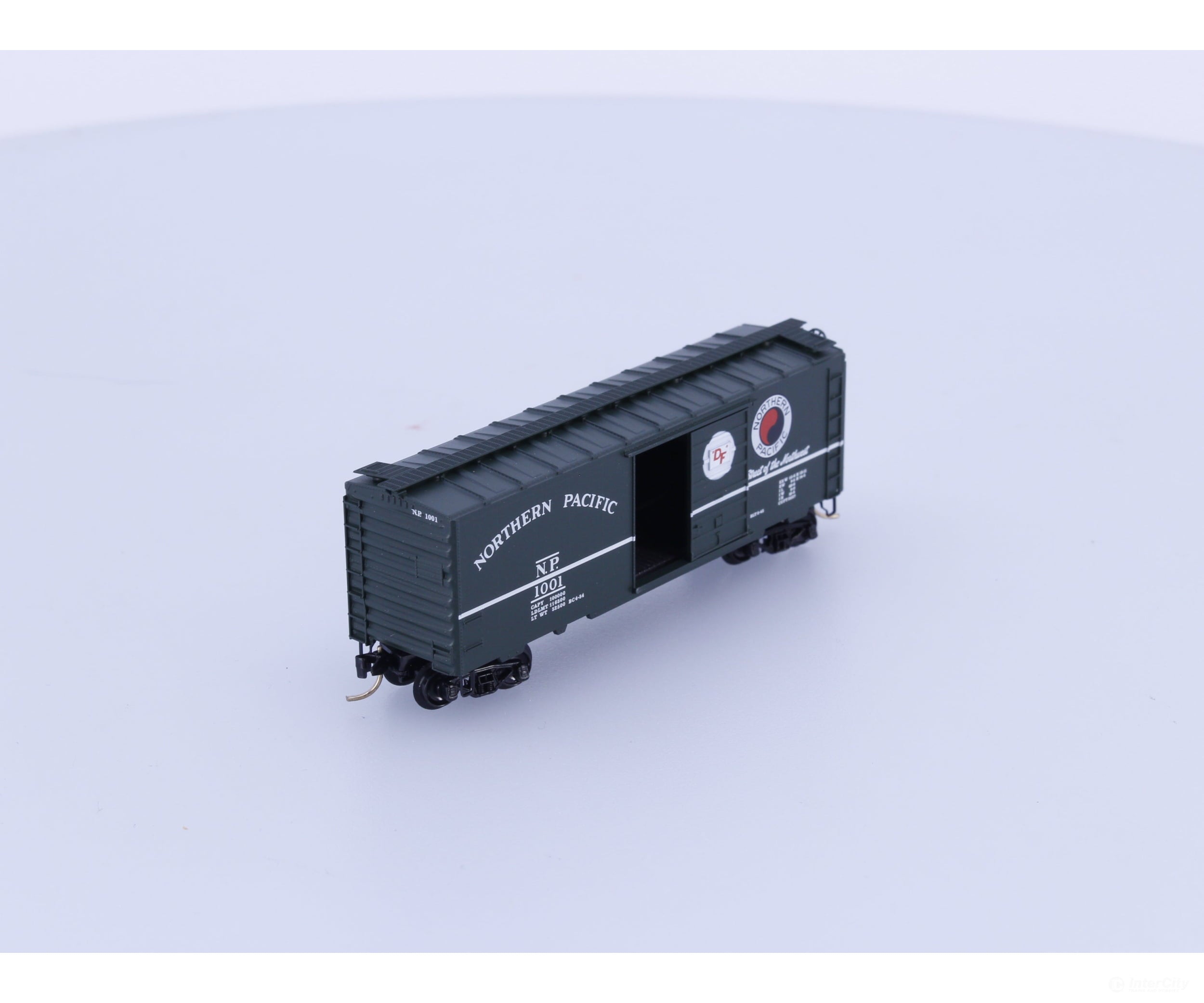 Micro Trains 20236 N Boxcar 40’ PS-1 Northern Pacific (NP) 1001 (#2) Freight Cars