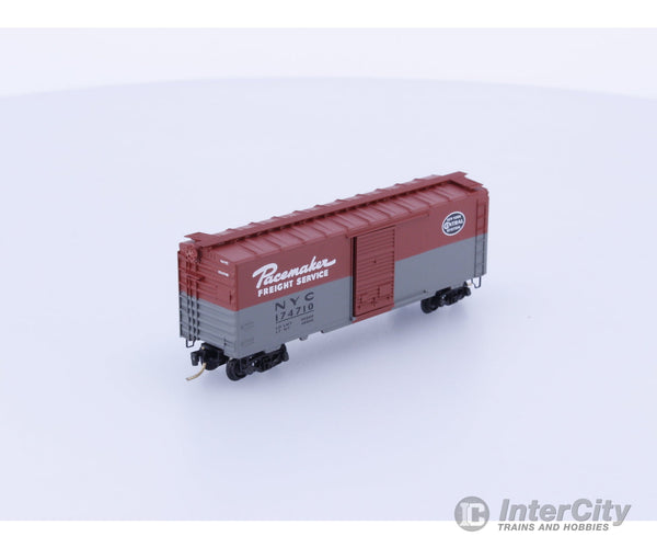 Micro Trains 20240 N 40’ Standard Box Car Single Door New York Central (NYC) 174710 (#2) Freight Cars