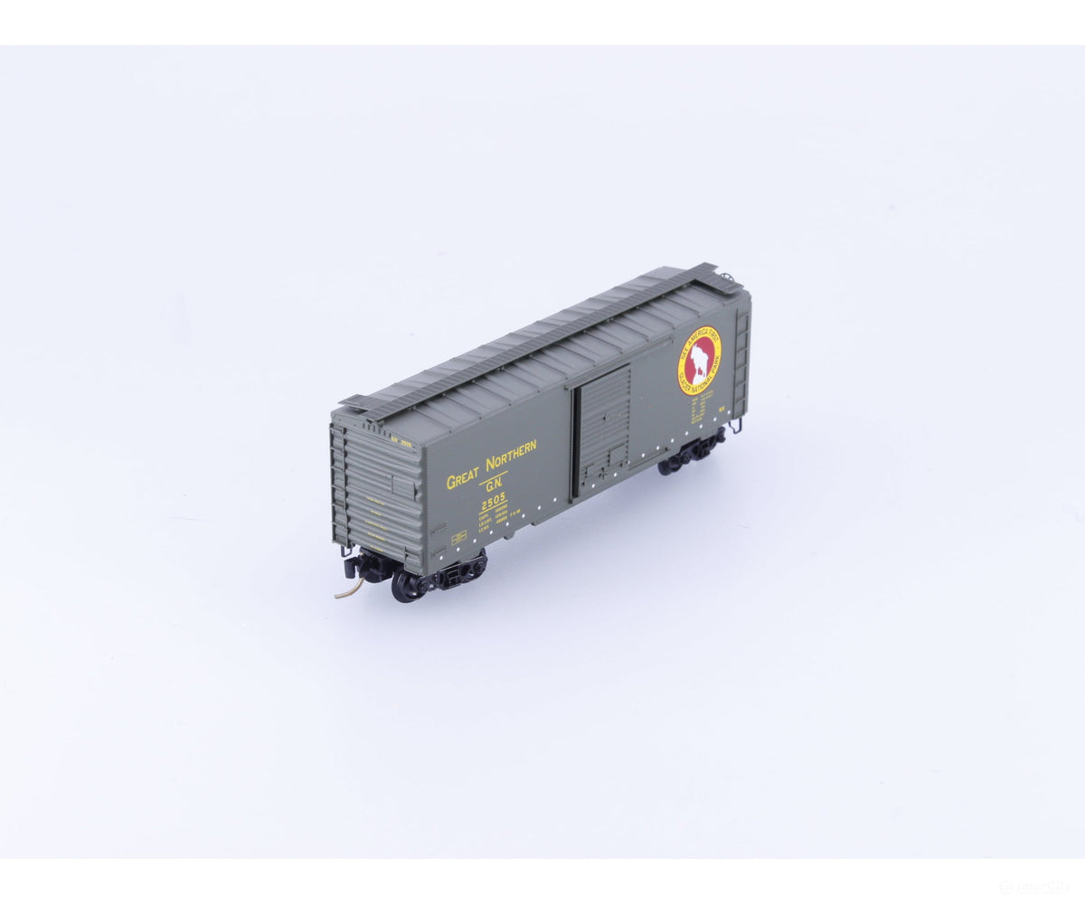 Micro Trains 20416 N 40’ Standard Box Car Single Door Great Northern (GN) 2505 - Freight Cars
