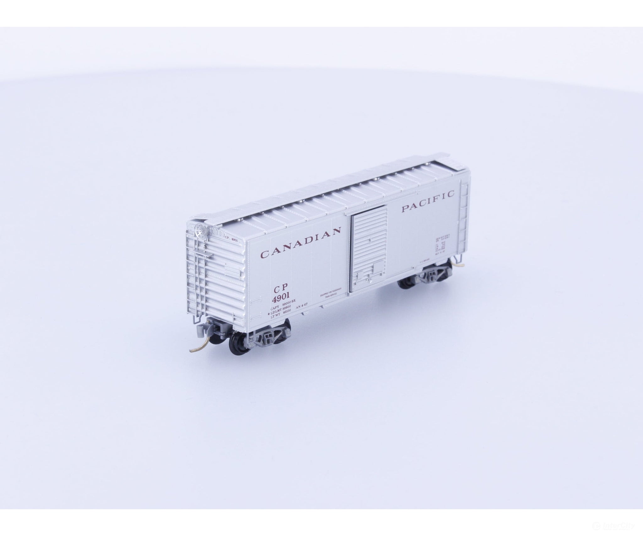 Micro Trains 20546 N 40’ Standard Box Car Single Door Canadian Pacific (CP) 4901 Freight Cars