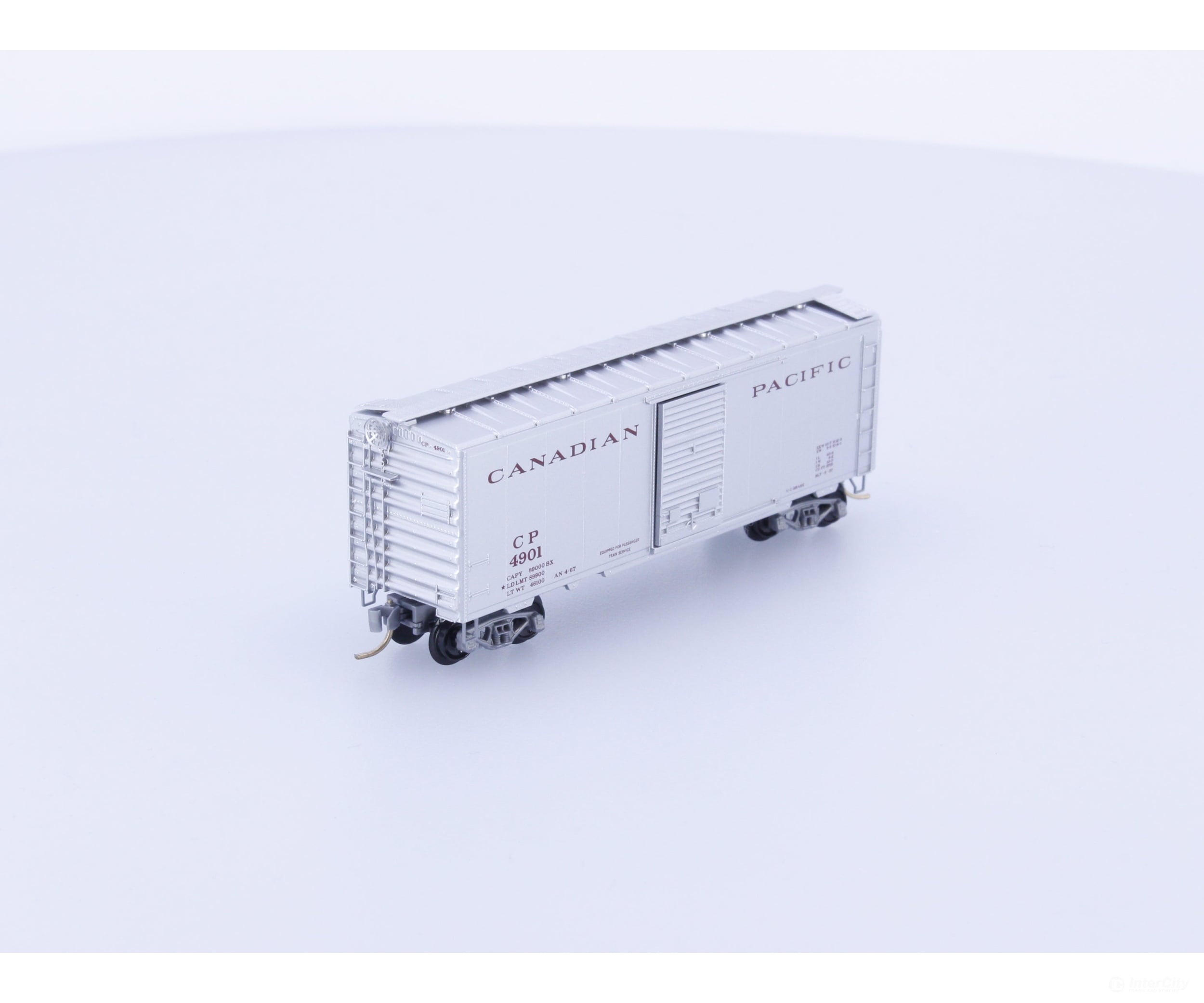 Micro Trains 20546 N 40’ Standard Box Car Single Door Canadian Pacific (CP) 4901 Freight Cars