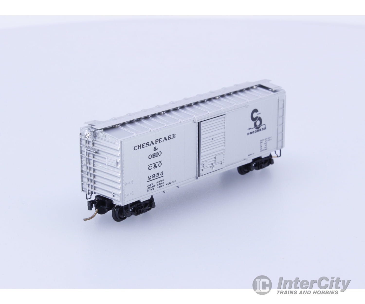 Micro Trains 20820 N Boxcar 40’ PS-1 Chesapeake & Ohio C&O Chesapeake and Ohio (CO) 2954 Freight Cars