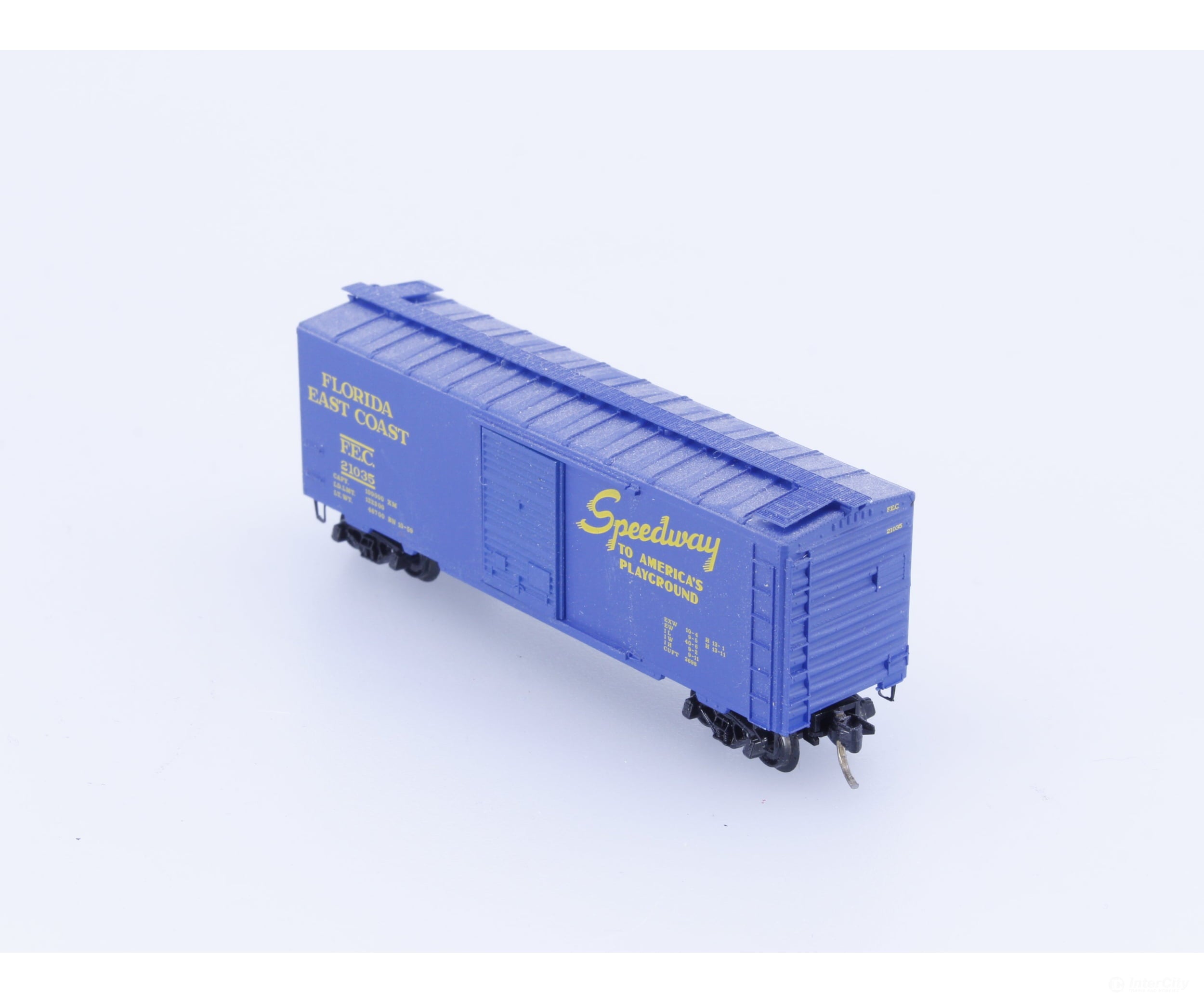Micro Trains 21035 N 40’ Single Door Boxcar Florida East Coast (FEC) 21035 Freight Cars