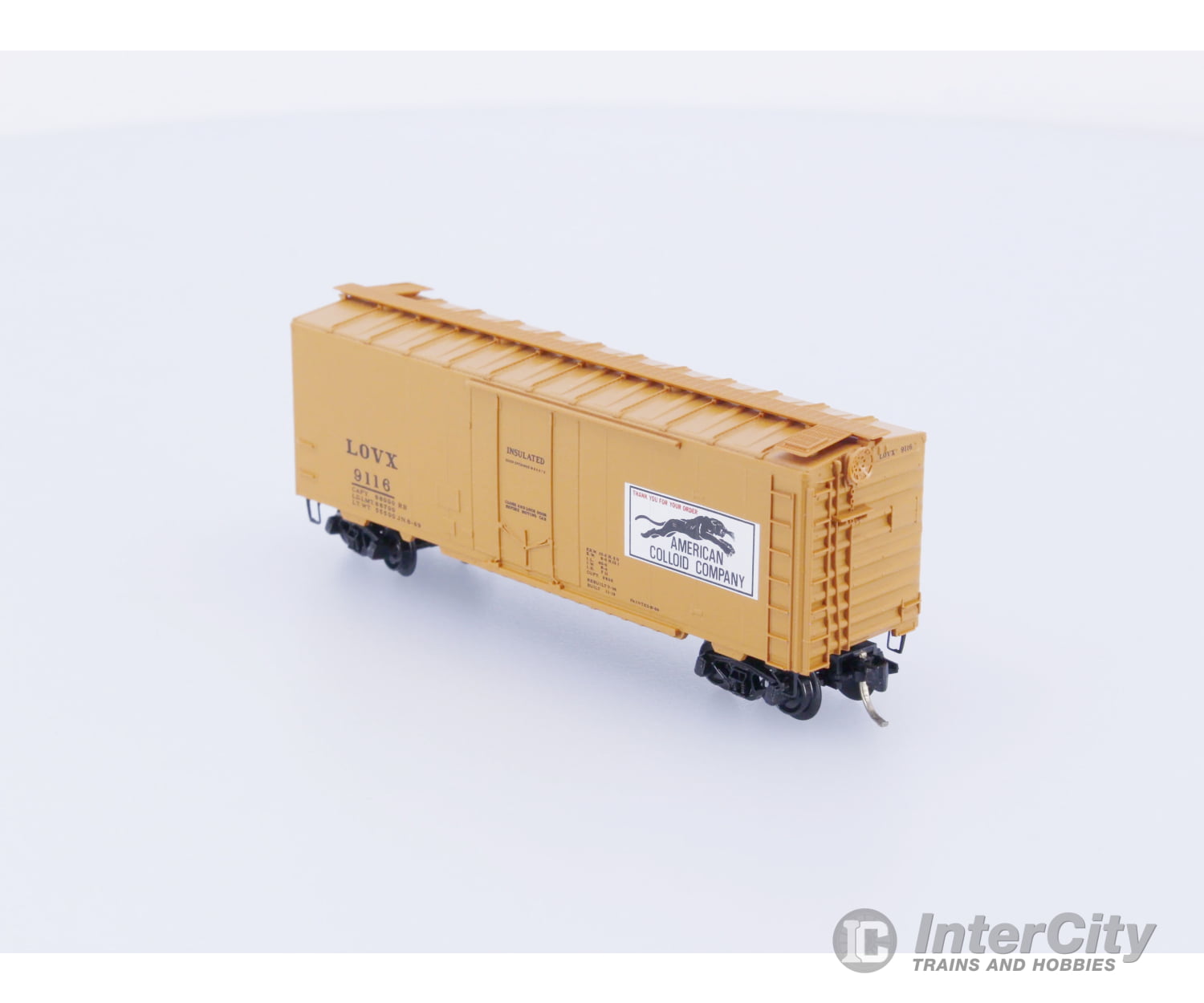 Micro Trains 21190 N Boxcar 40’ Steel Plug Door American Colloid LOVX 9116 Freight Cars