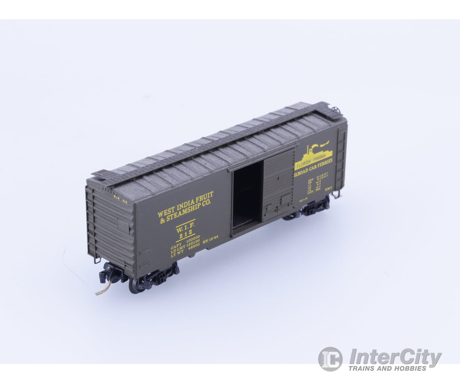 Micro Trains 212 N 40’ Single Door Boxcar West India Fruit and Steamship Co (WIF) 212 Freight Cars