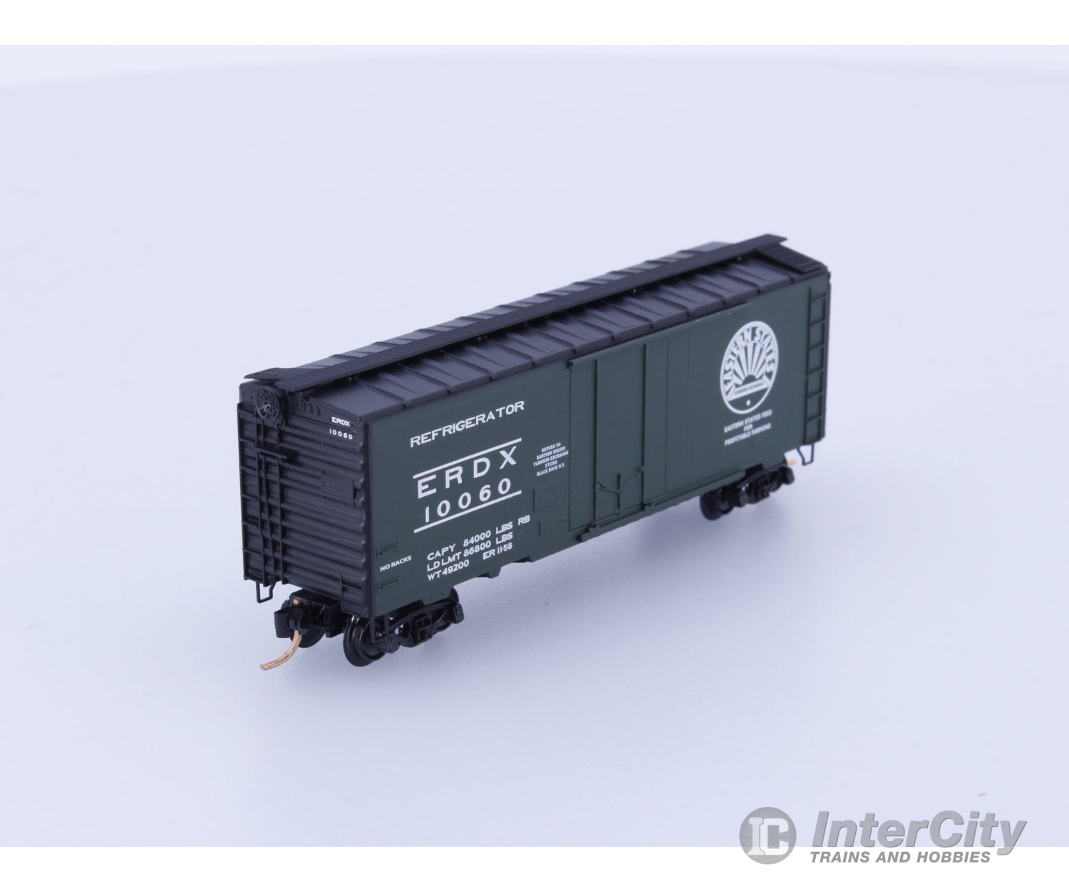Micro Trains 21420 N Boxcar 40’ Steel Plug Door Eastern States Farmers Exchange ERDX 10060 Freight Cars
