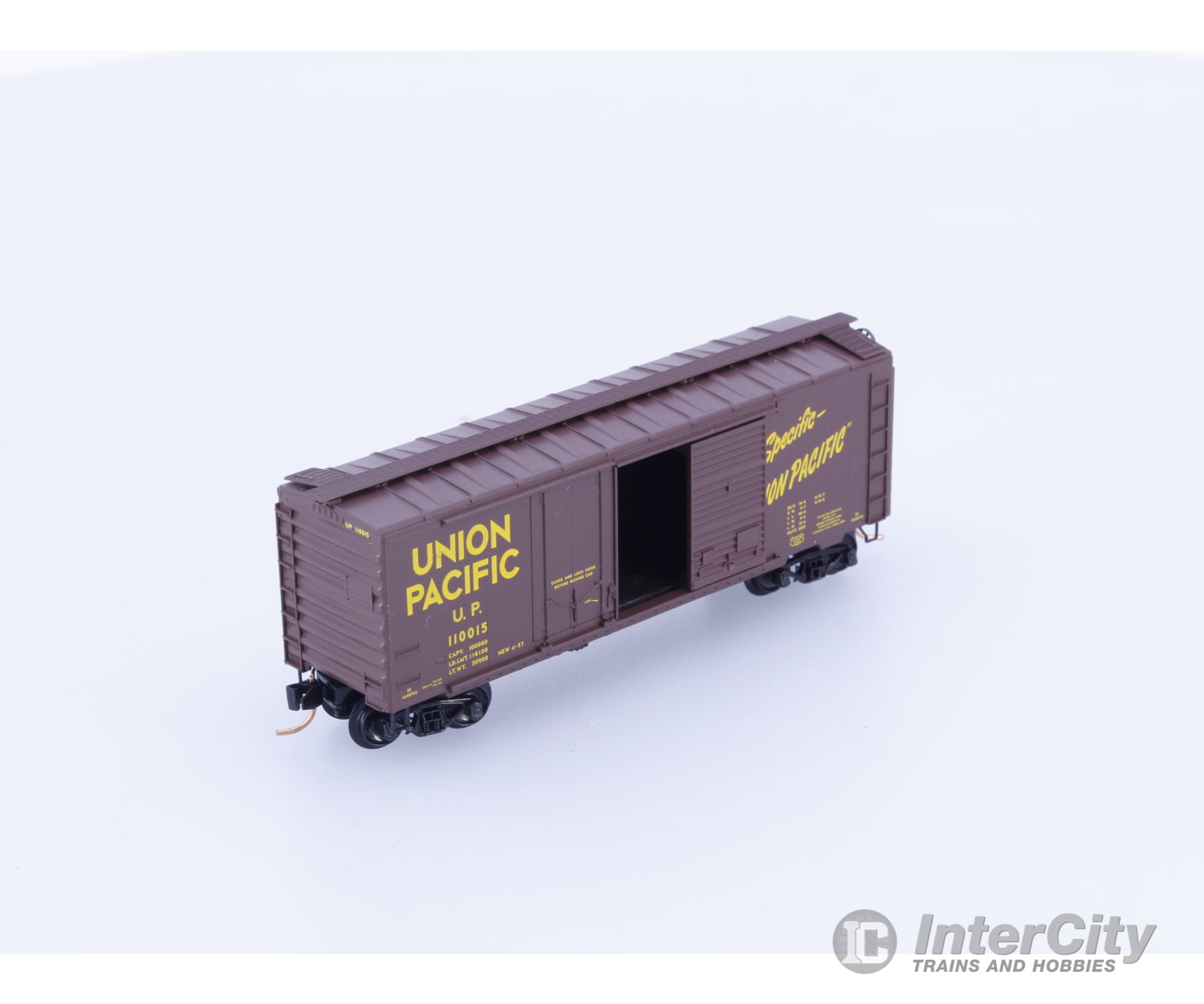 Micro Trains 22030 N 40’ Steel Combo Door Boxcar Union Pacific (UP) 110015 Freight Cars