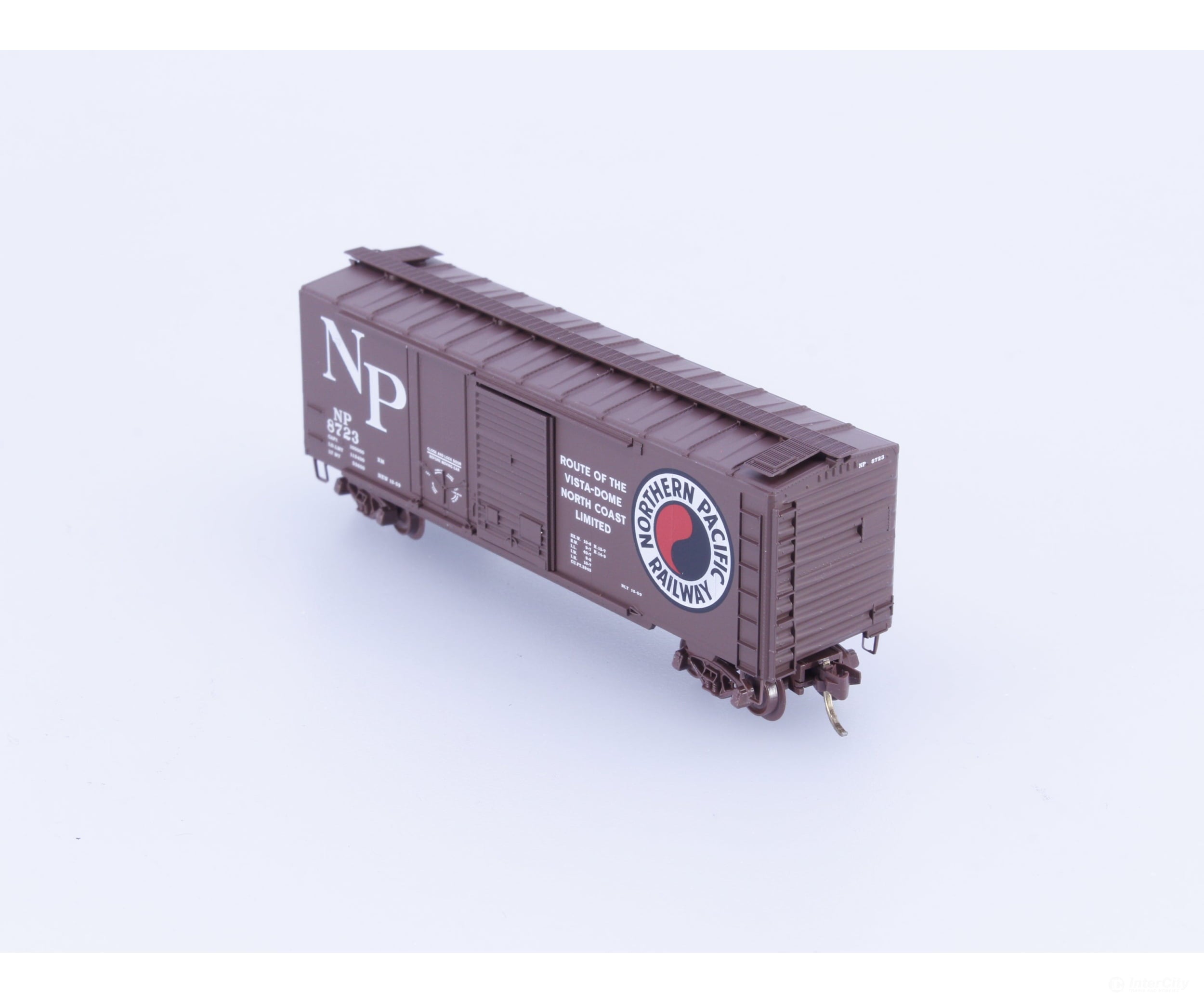 Micro Trains 22040 N 40’ Combination Door Boxcar Northern Pacific (NP) 8723 Freight Cars