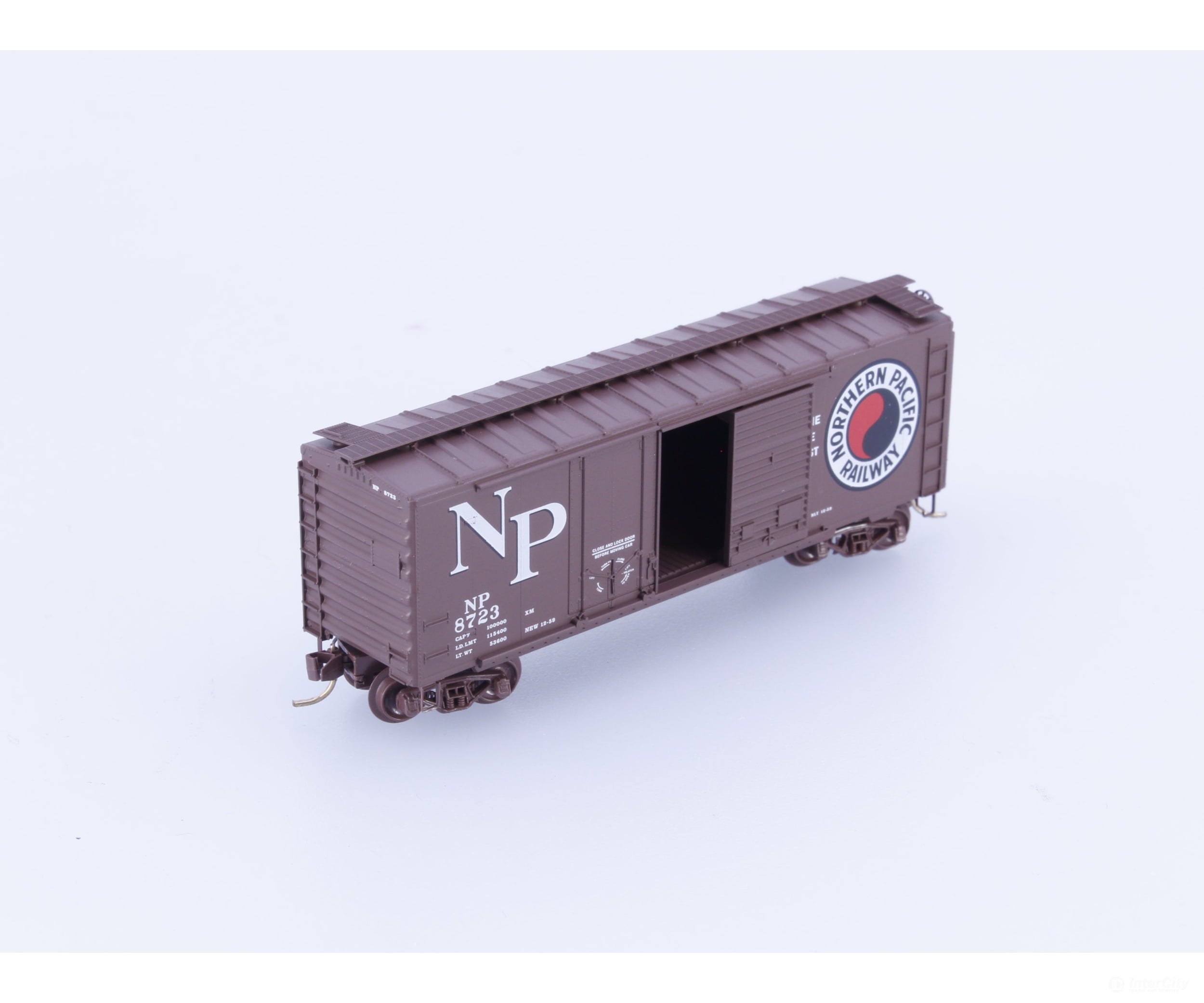 Micro Trains 22040 N 40’ Combination Door Boxcar Northern Pacific (NP) 8723 Freight Cars