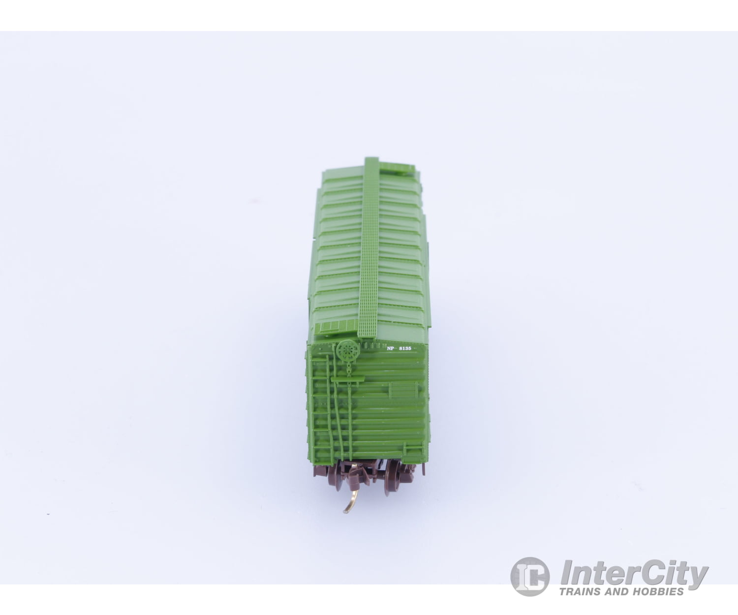 Micro Trains 22090 N 40’ Combination Door Boxcar Northern Pacific (NP) 8135 Freight Cars