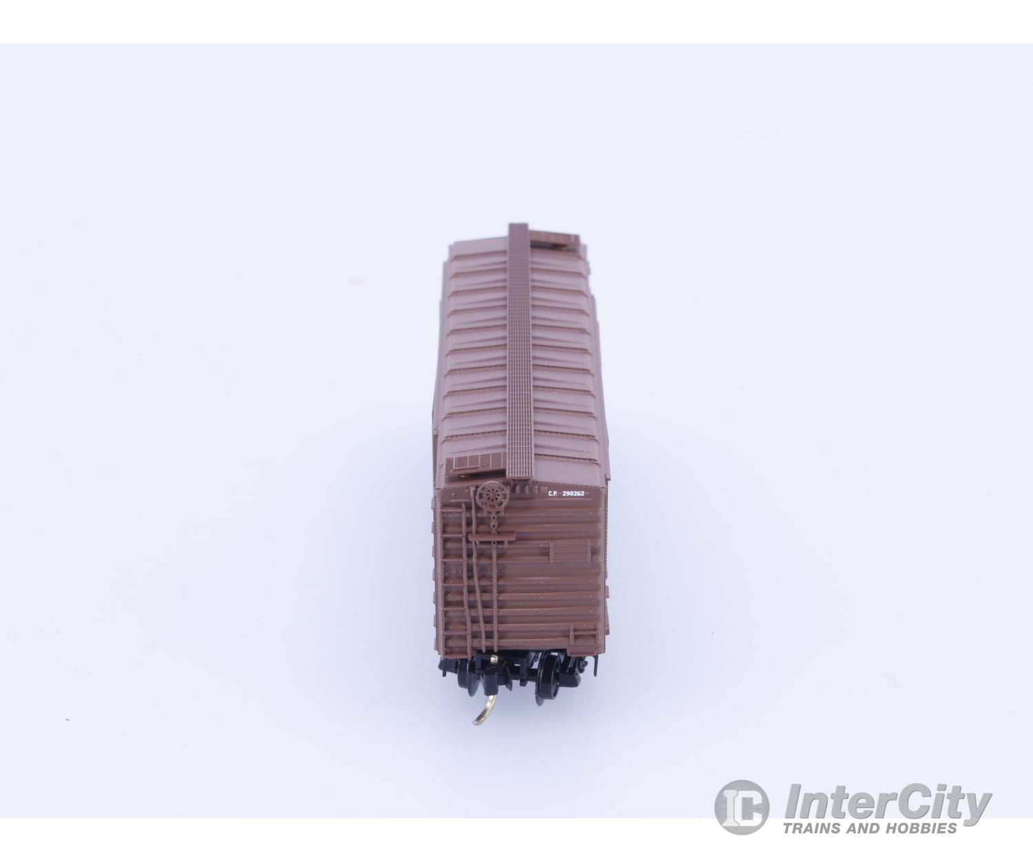 Micro Trains 23140 N 40’ Double Door Boxcar Canadian Pacific (CP) 290262 Freight Cars