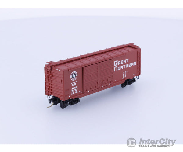 Micro Trains 23210 N Boxcar 40’ PS-1 Great Northern (GN) 3484 Freight Cars