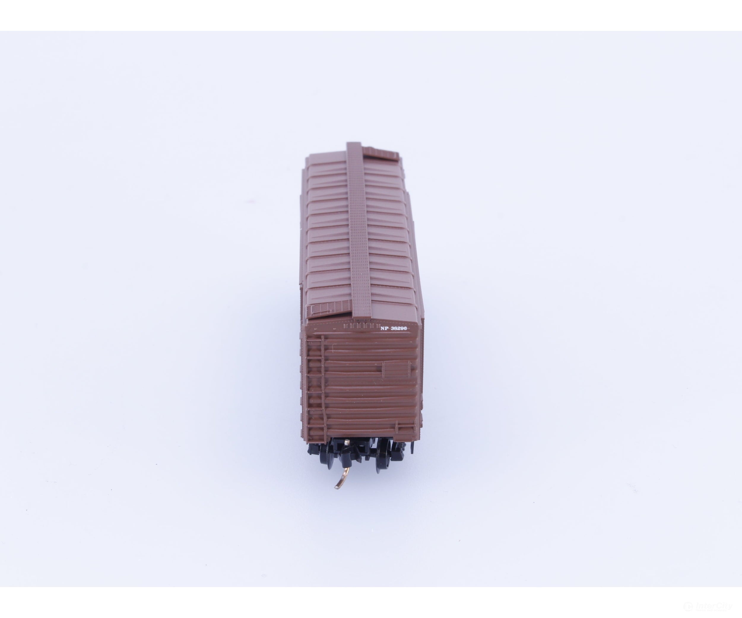 Micro Trains 23250 N 40’ Double Door Boxcar Northern Pacific (NP) 38296 Freight Cars