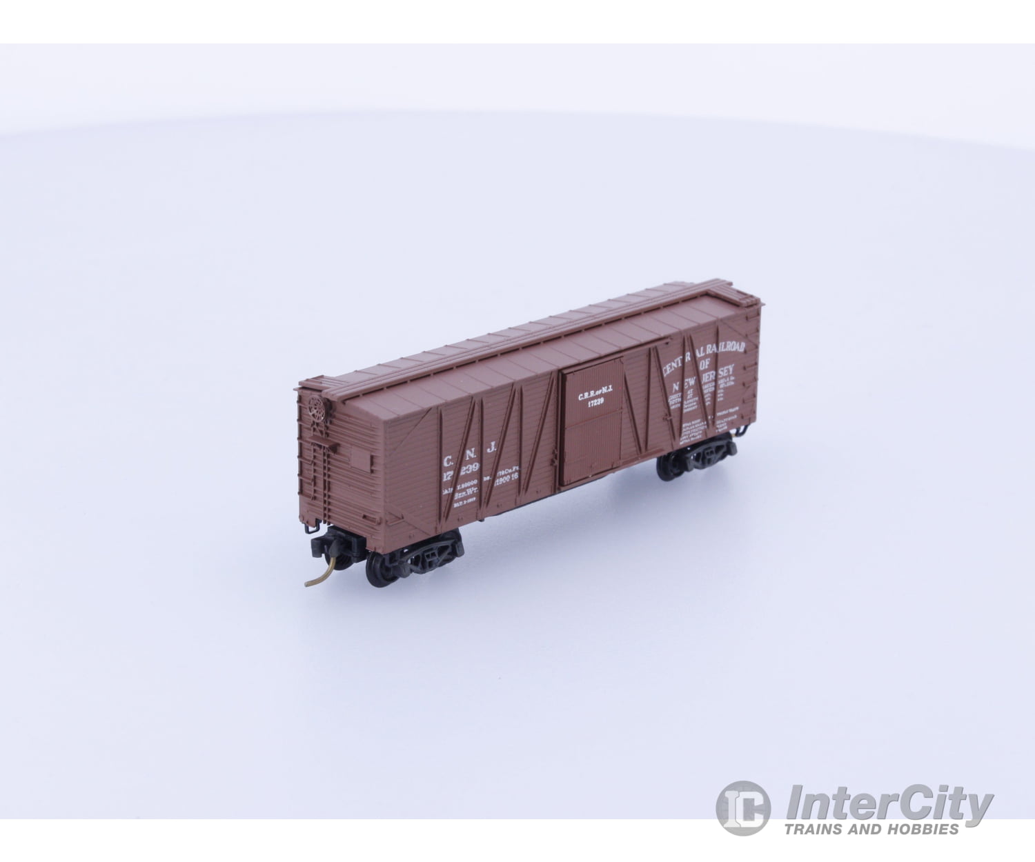 Micro Trains 28040 N Boxcar 40’ Wood Sheathed Outside Braced Jersey Central CNJ 17239 Freight Cars