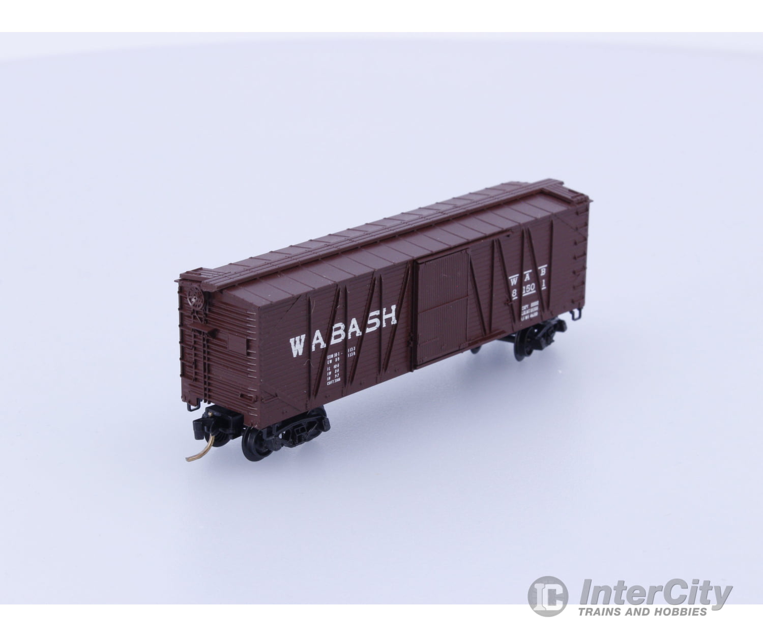 Micro Trains 28050 N Boxcar 40’ Wood Sheathed Outside Braced Wabash WAB Wabash Railroad (WAB) 81501 Freight Cars