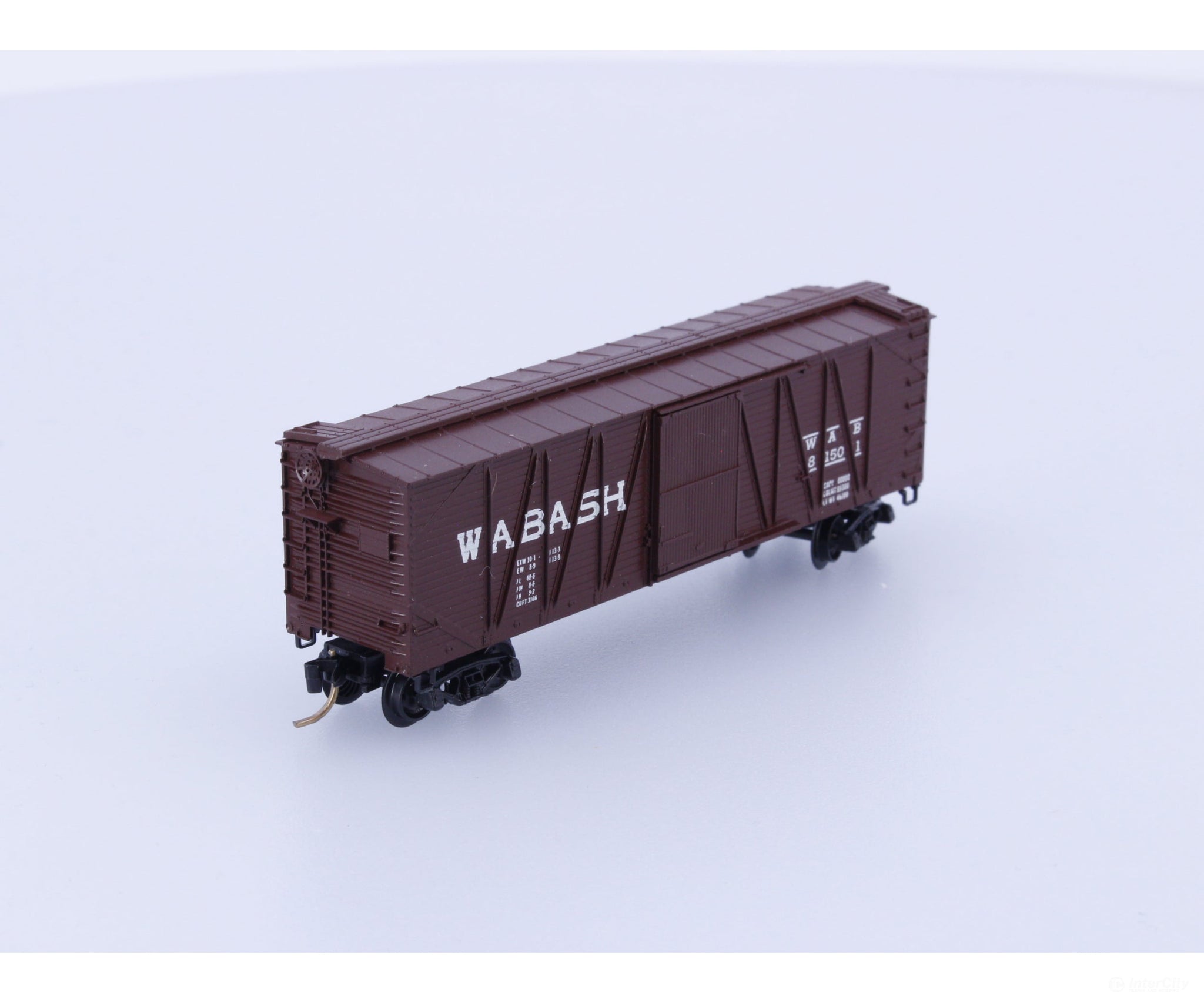 Micro Trains 28050 N Boxcar 40’ Wood Sheathed Outside Braced Wabash WAB Wabash Railroad (WAB) 81501 Freight Cars