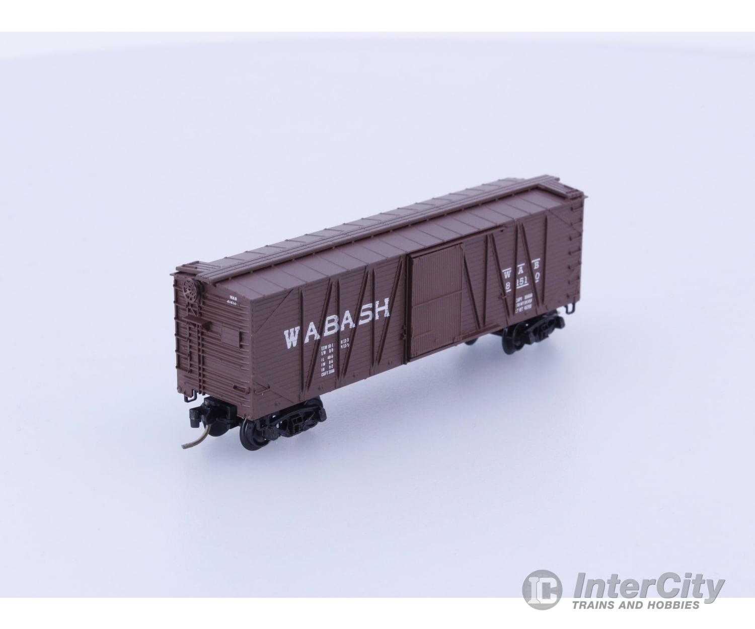Micro Trains 28050 N Boxcar 40’ Wood Sheathed Outside Braced Wabash WAB Wabash Railroad (WAB) 81510 Freight Cars
